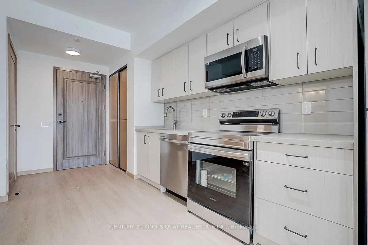 3429 Sheppard Avenue E, #808