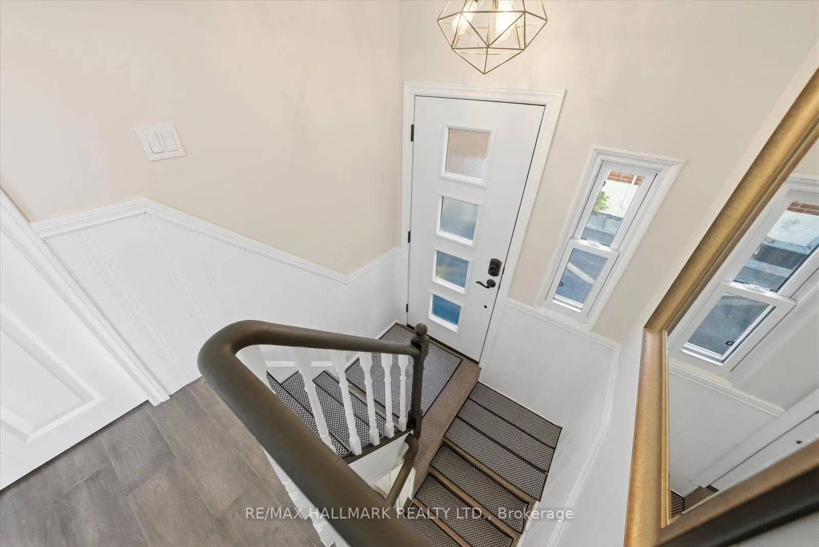 112 Phillip Avenue