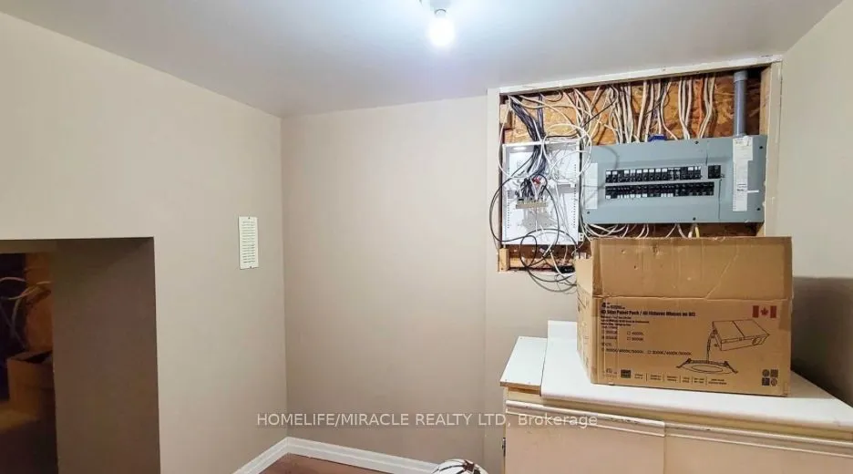 56 Cousins Street, #Lower