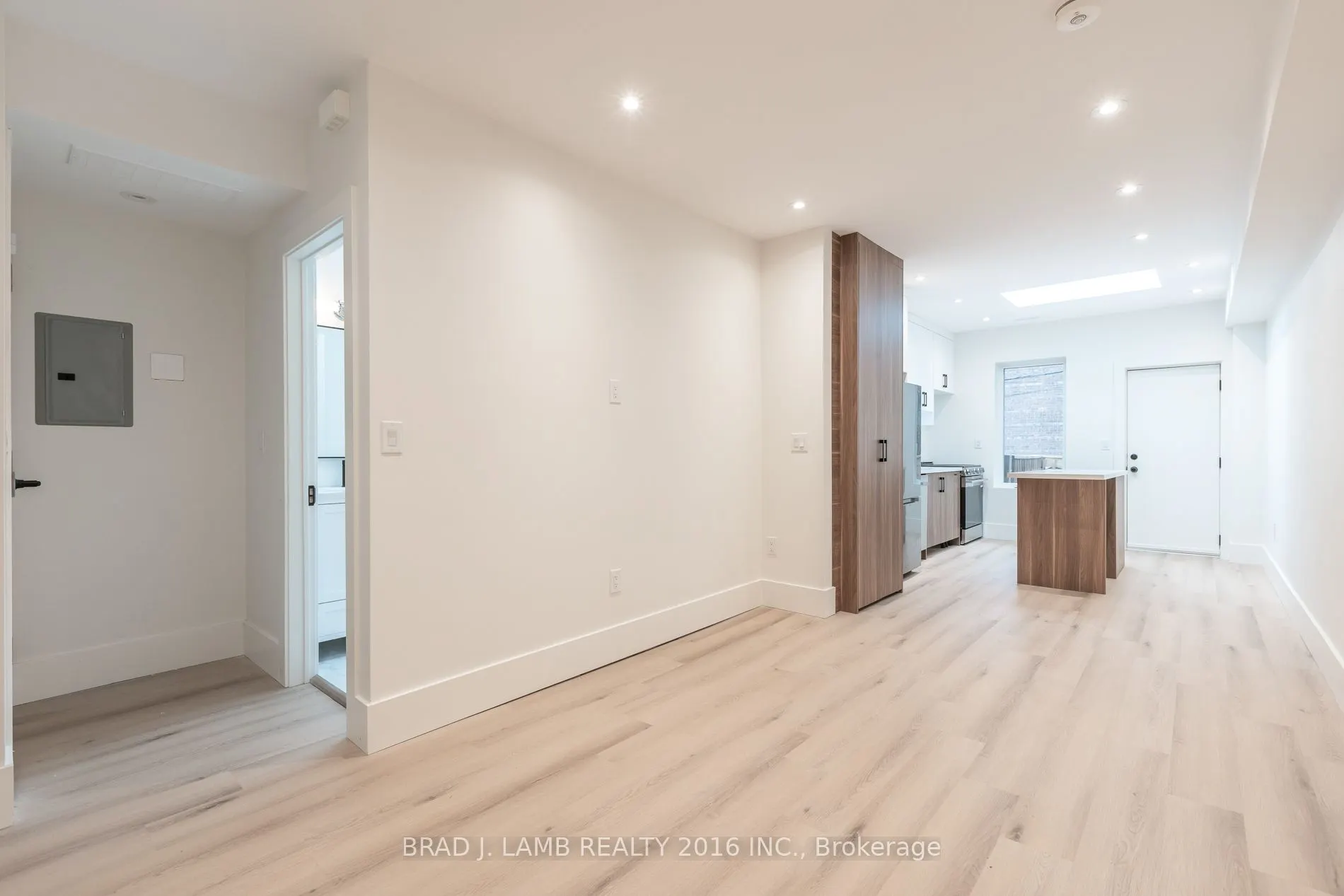 84 Sparkhall Avenue, #Upper Floor