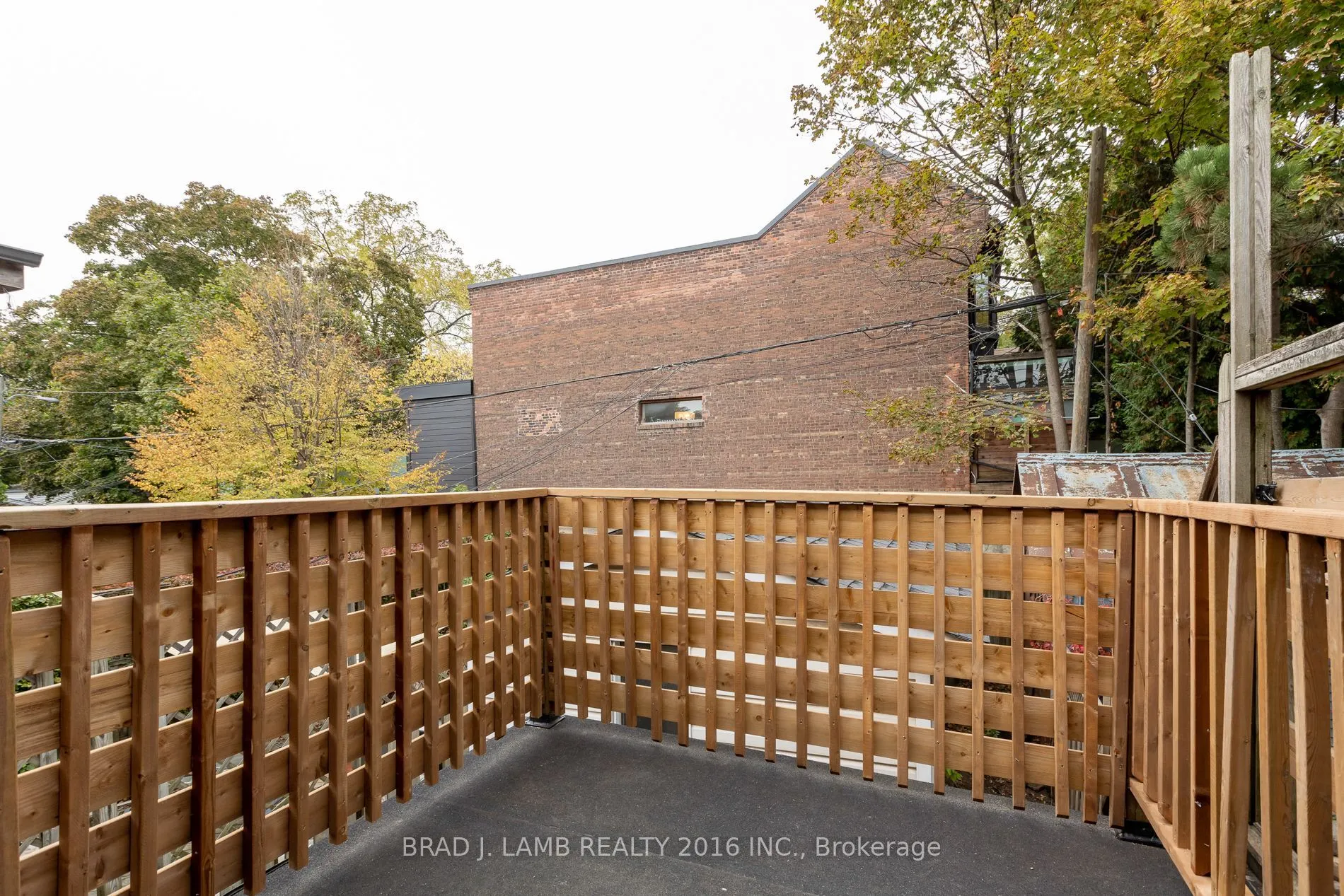 84 Sparkhall Avenue, #Upper Floor