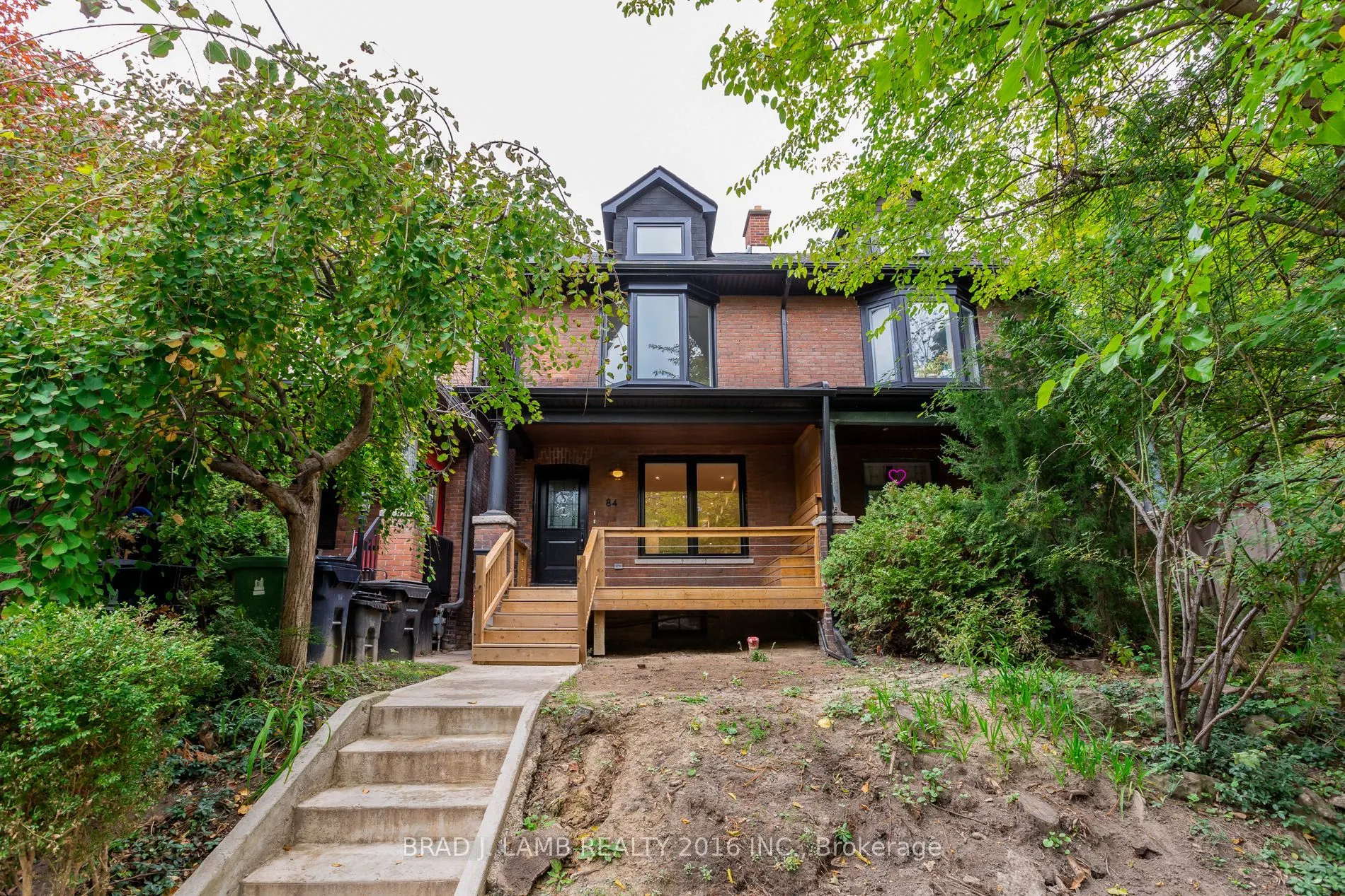 84 Sparkhall Avenue, #Upper Floor
