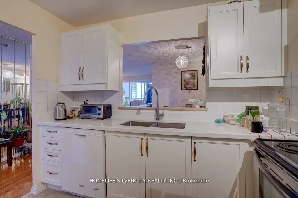 88 Corporate Drive, #1617