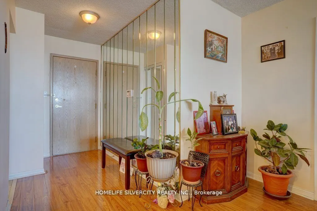 88 Corporate Drive, #1617