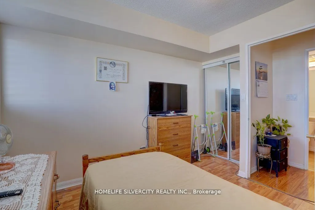 88 Corporate Drive, #1617