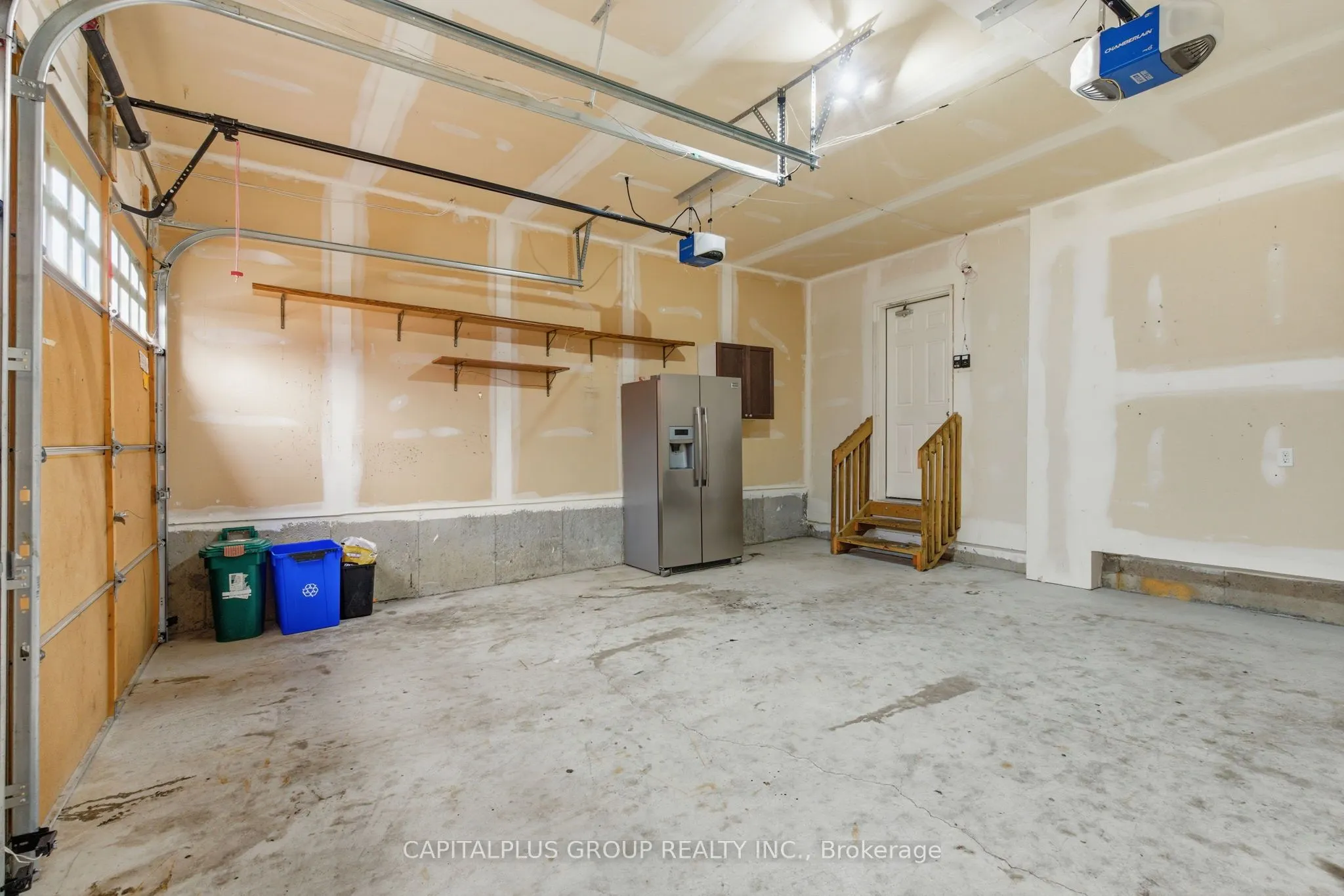 2352 Secreto Drive, #Main