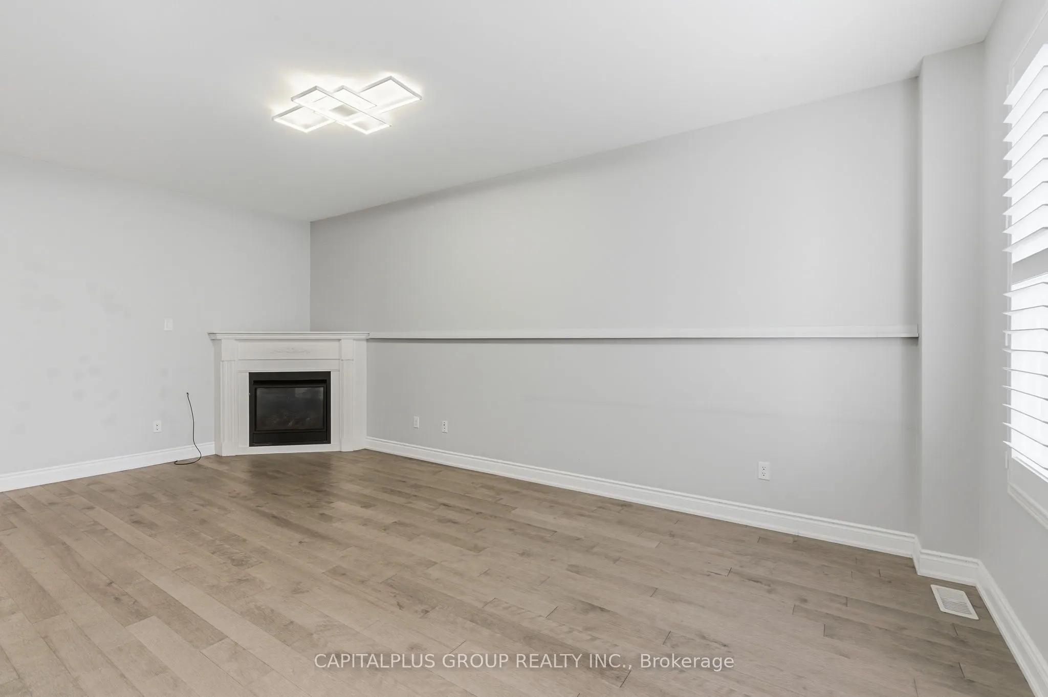 2352 Secreto Drive, #Main