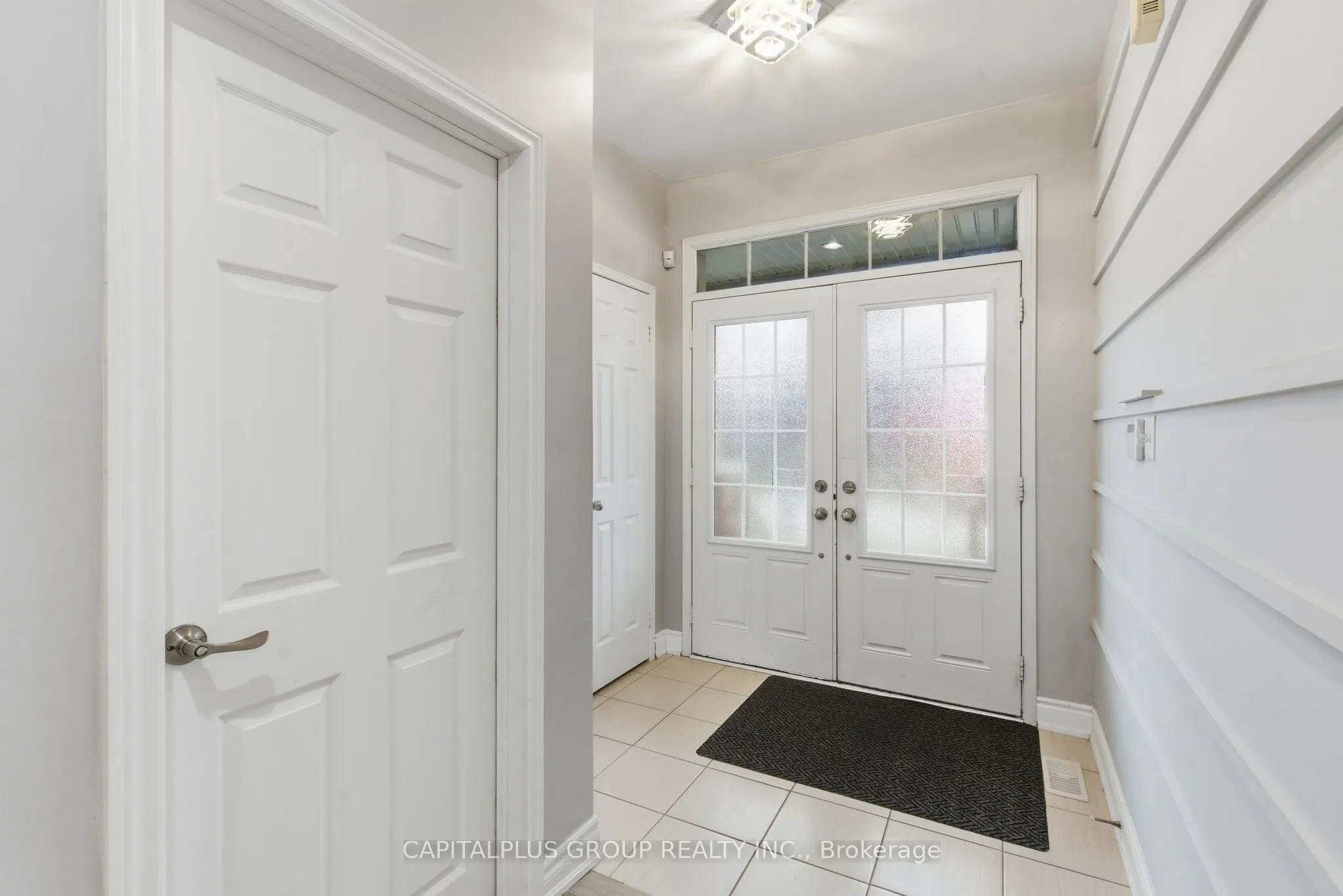 2352 Secreto Drive, #Main