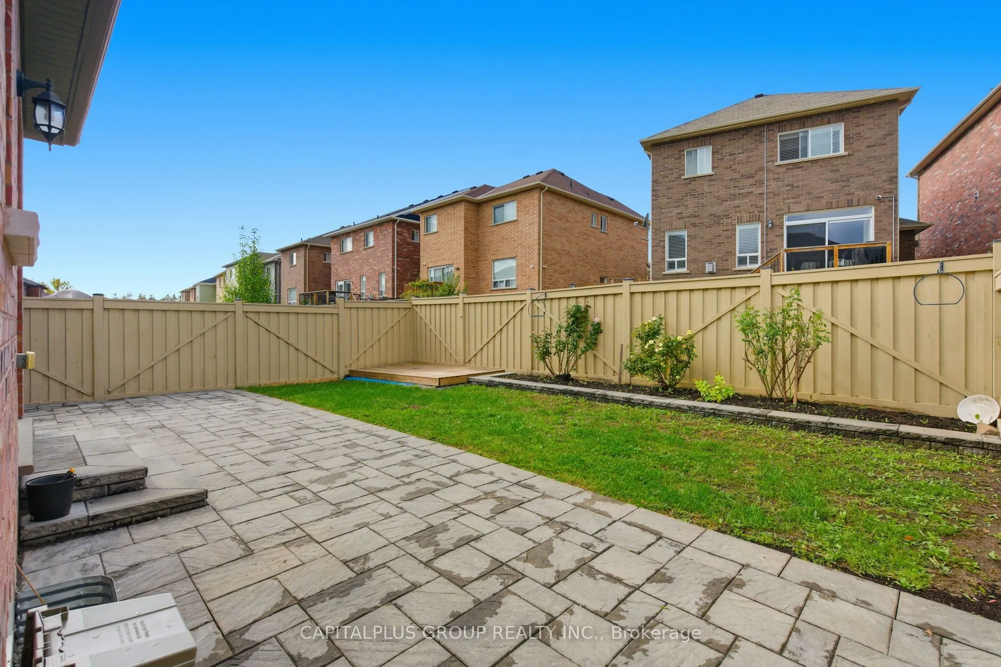 2352 Secreto Drive, #Main