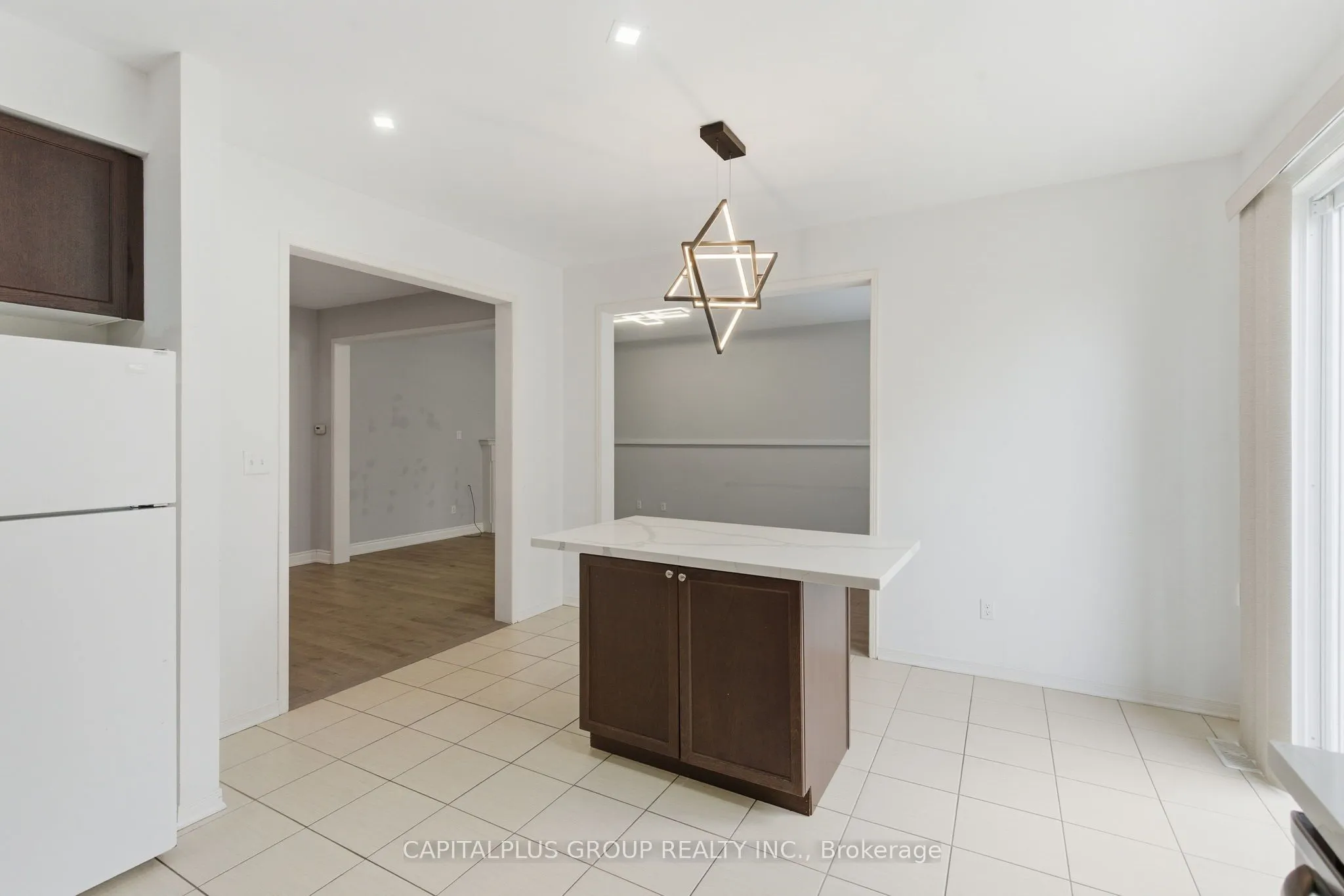 2352 Secreto Drive, #Main