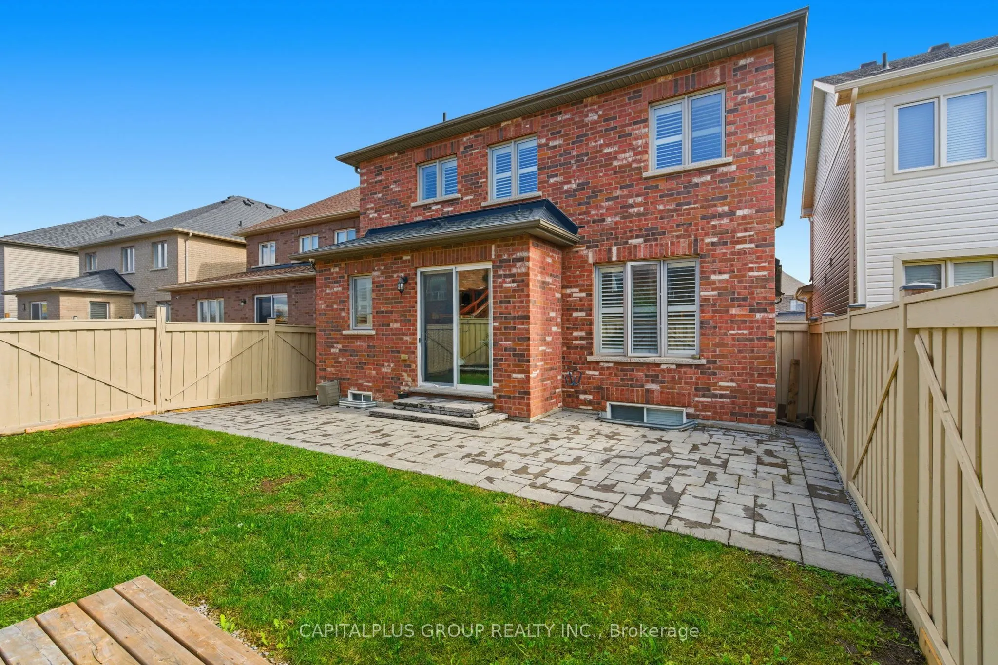 2352 Secreto Drive, #Main