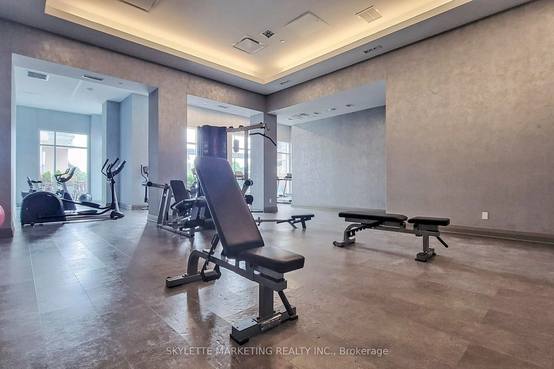 30 Meadowglen Place, #609