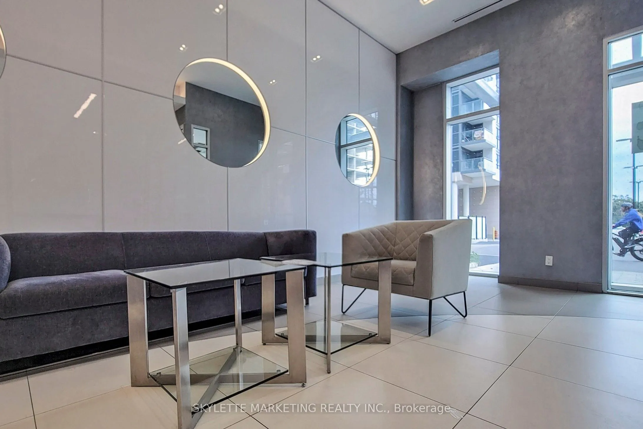 30 Meadowglen Place, #609