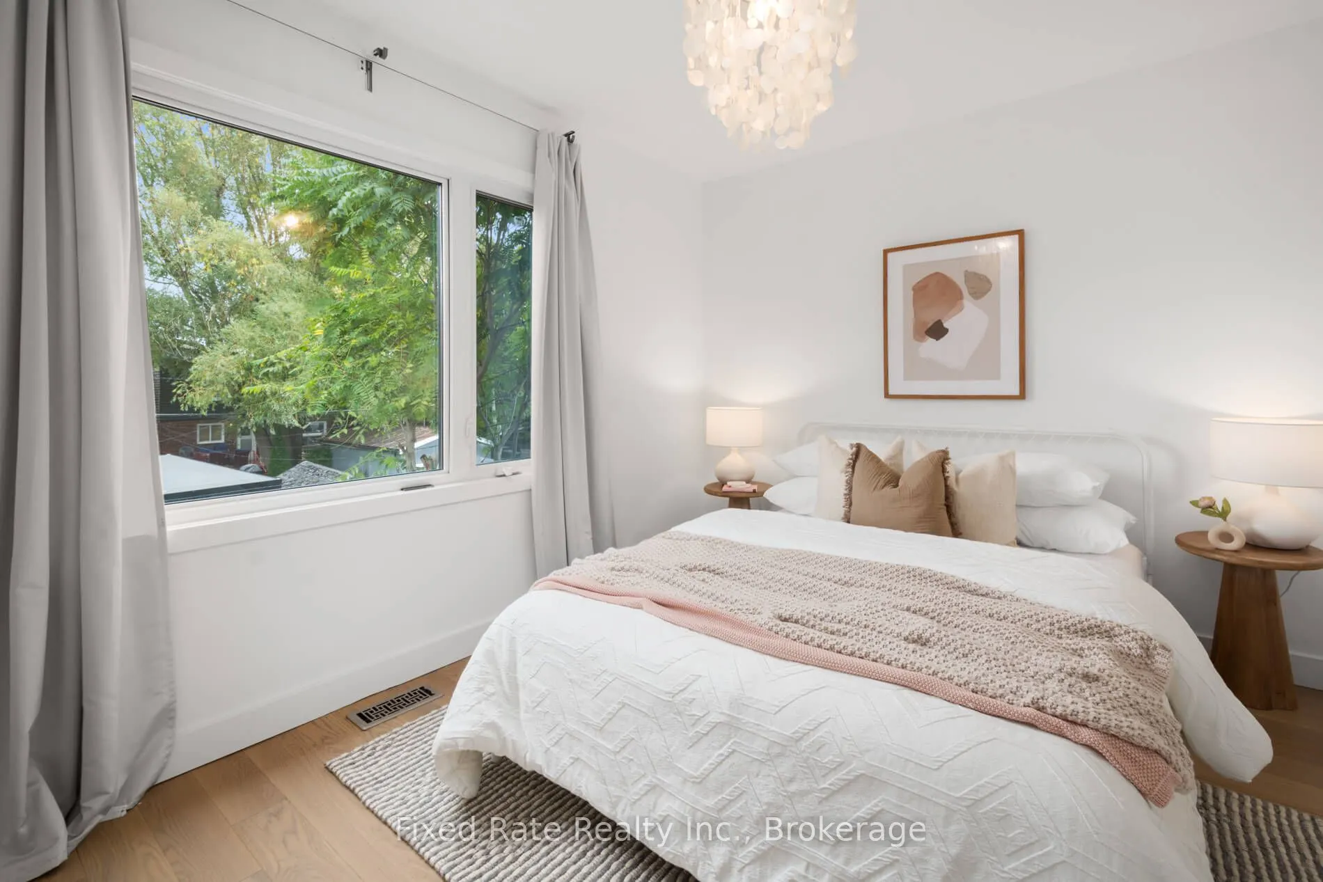 13 Larchmount Avenue