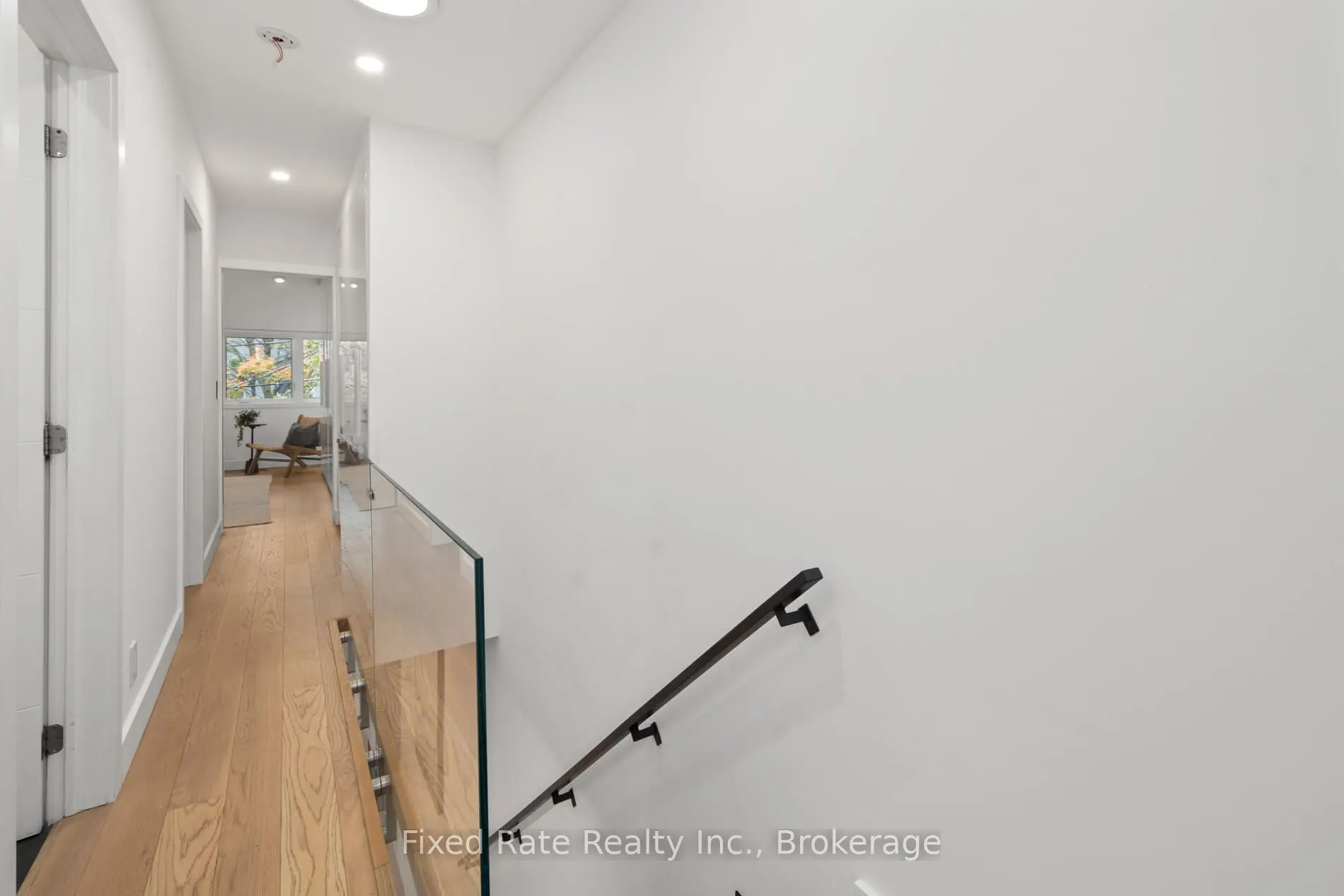 13 Larchmount Avenue