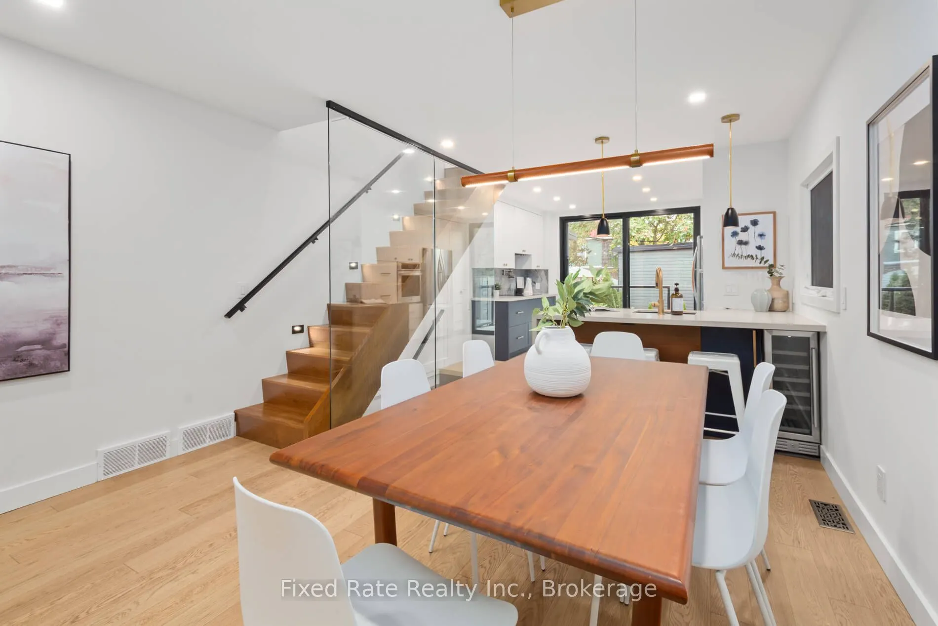 13 Larchmount Avenue
