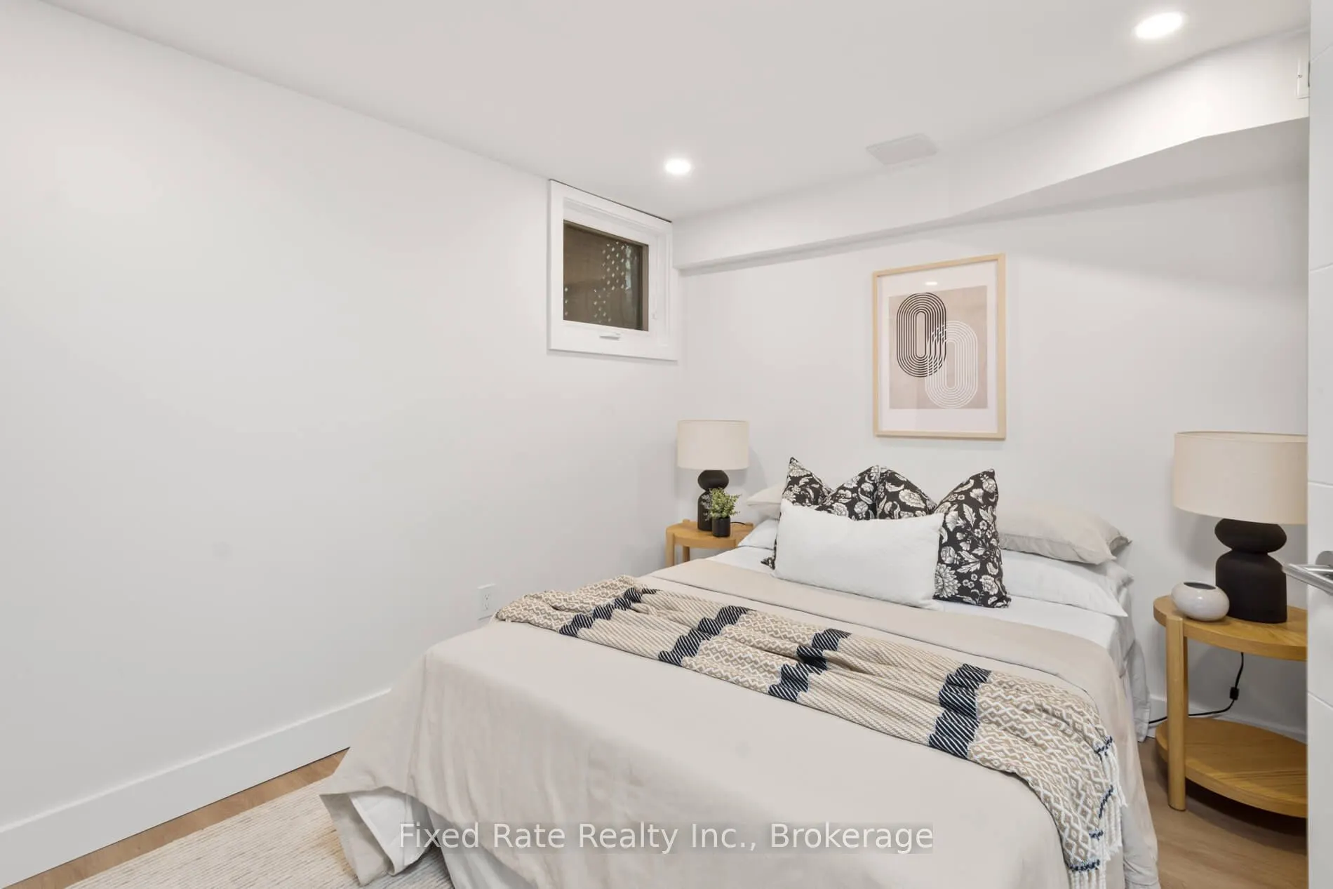 13 Larchmount Avenue