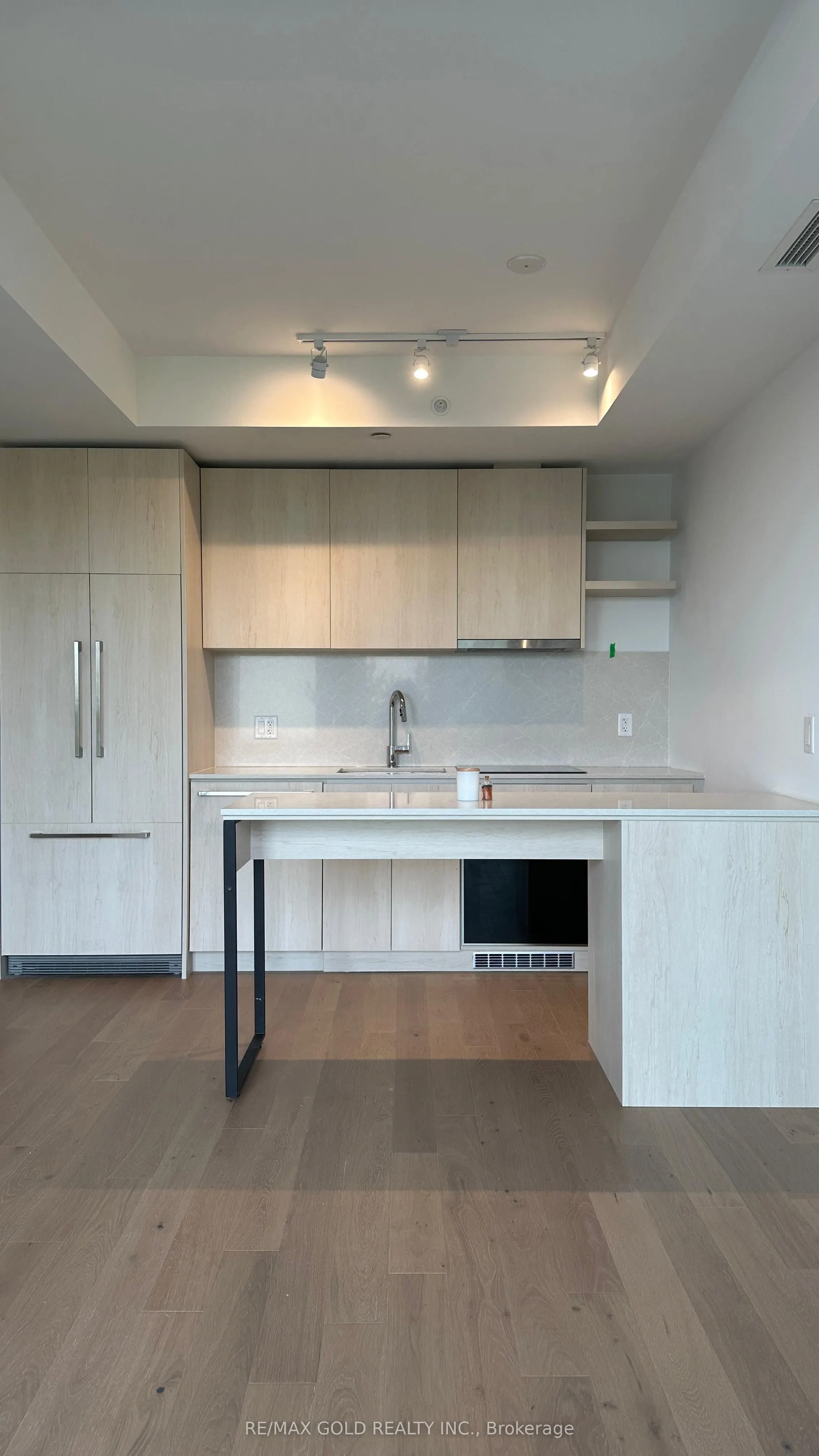 1161 Kingston Road, #507