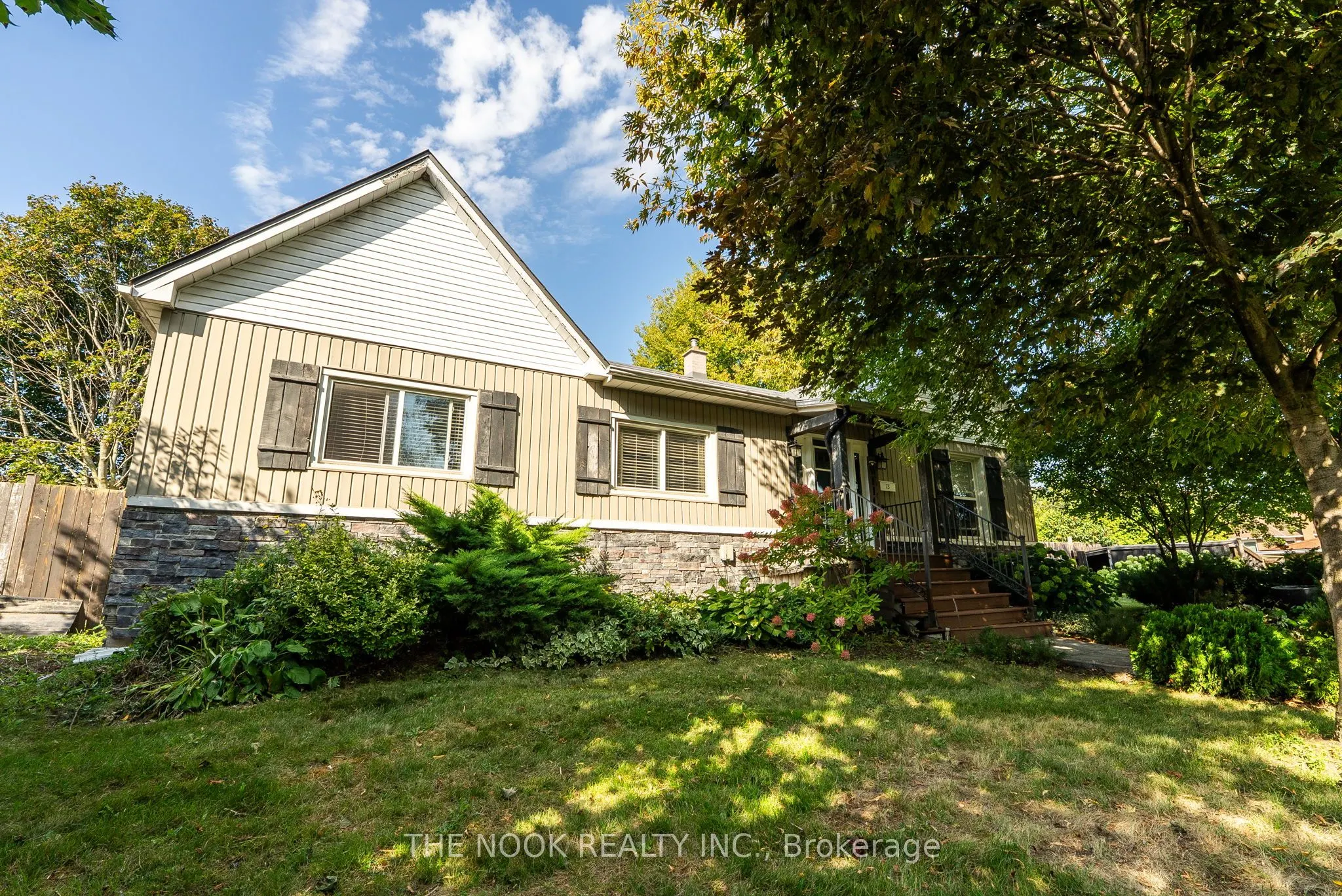 73 Waverley Road