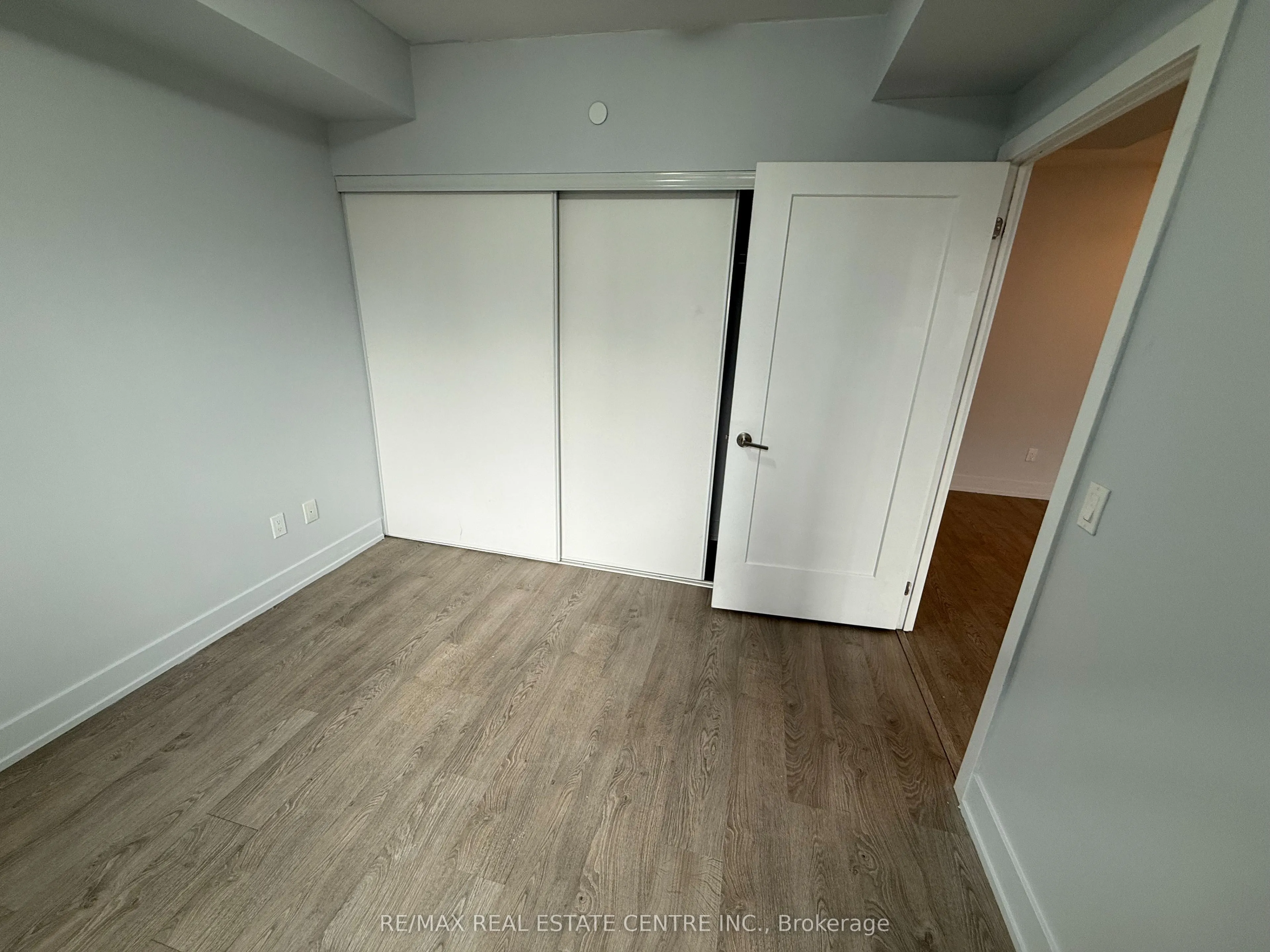 2550 Simcoe Street, #1213
