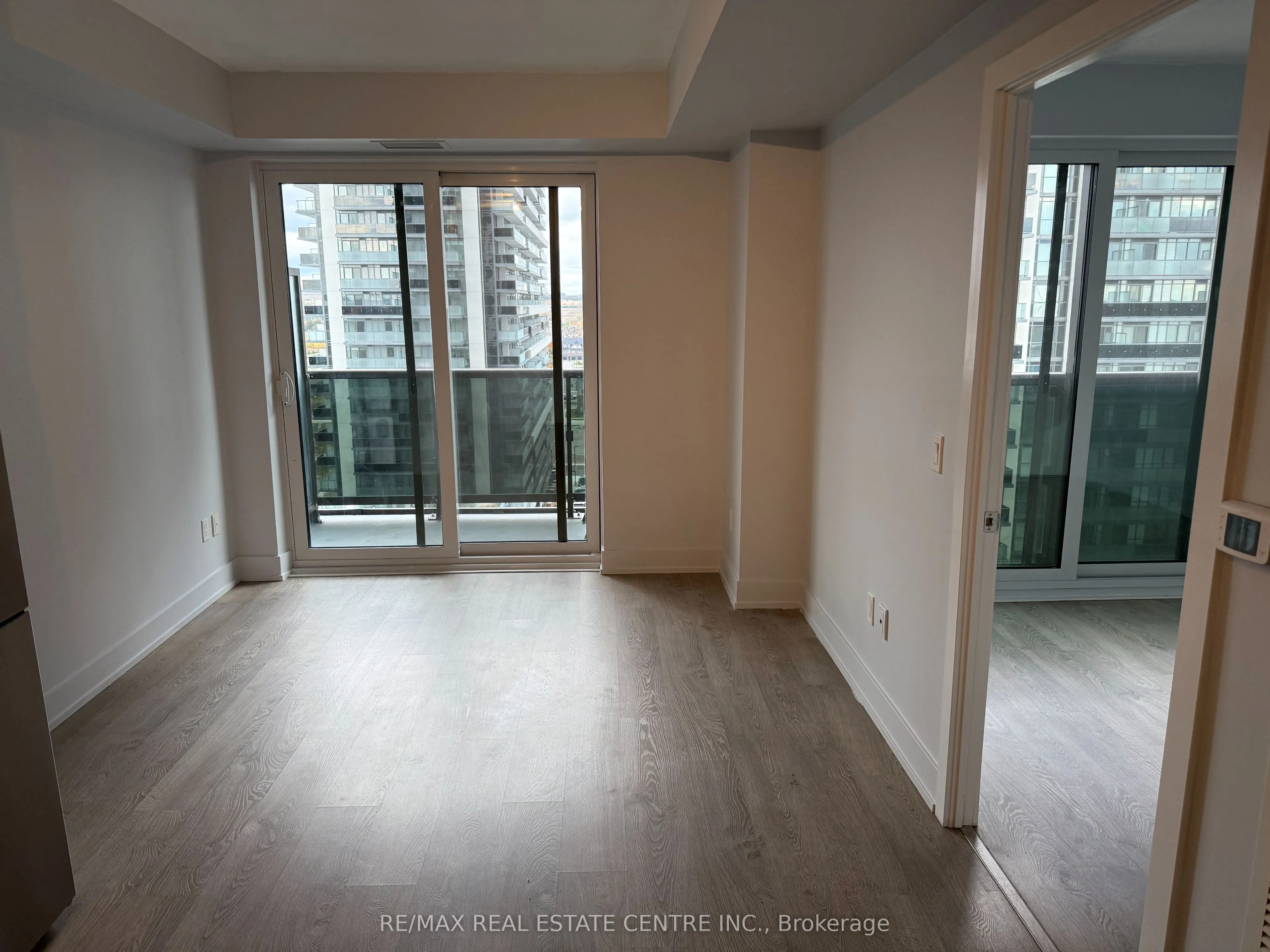 2550 Simcoe Street, #1213