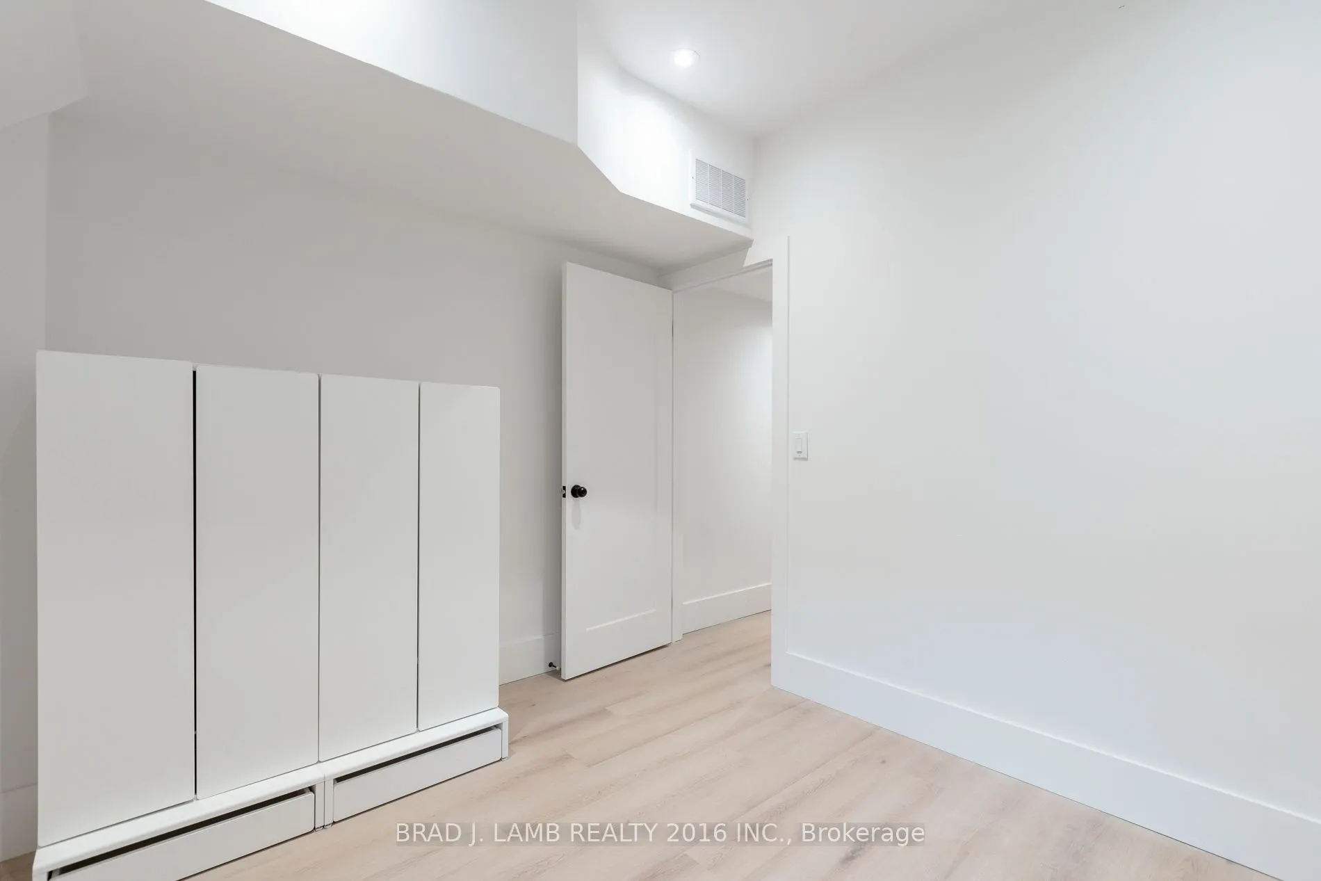 84 Sparkhall Avenue, #Main Floor
