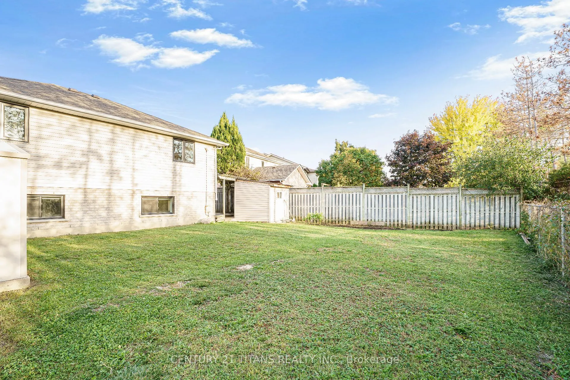 1959 Dalhousie Crescent