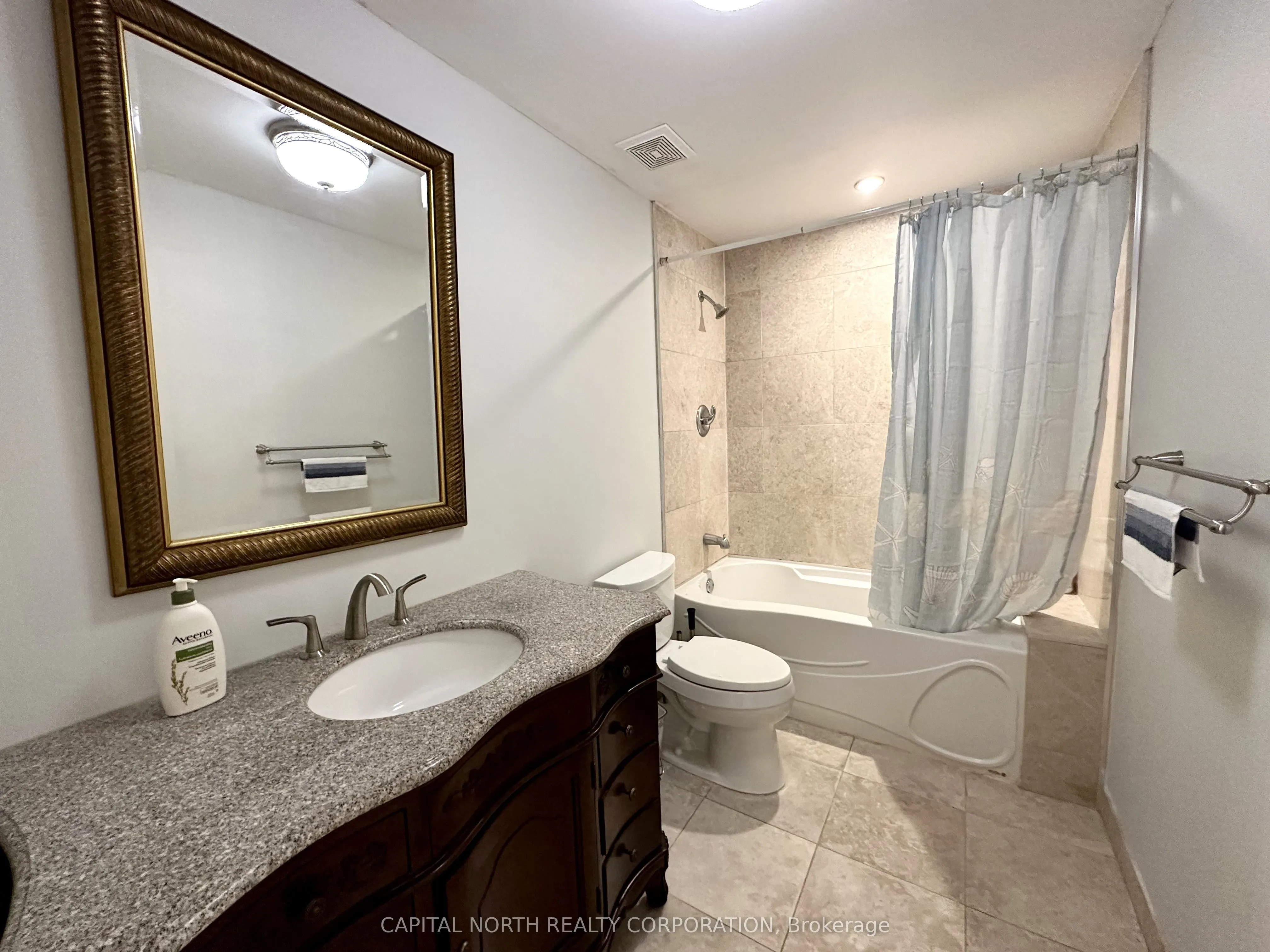 2366 Denvale Drive W, #Upper
