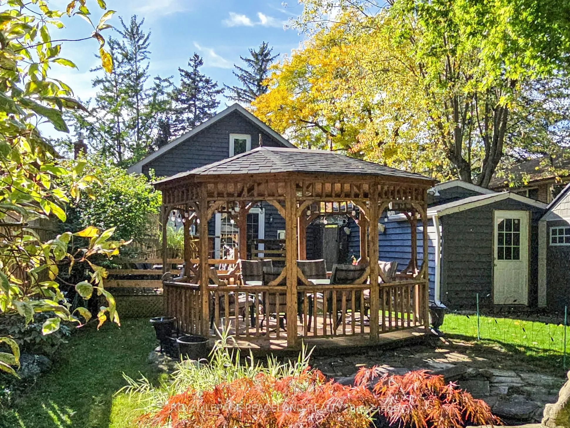 139 Scarboro Crescent