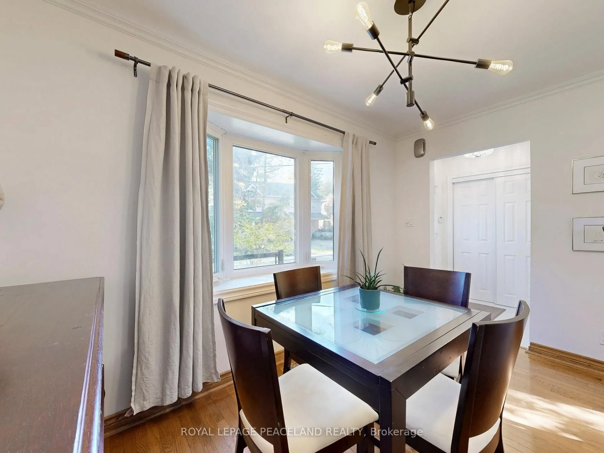 139 Scarboro Crescent