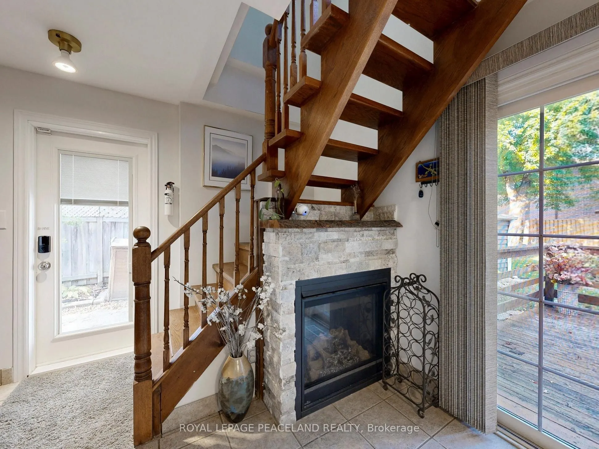139 Scarboro Crescent