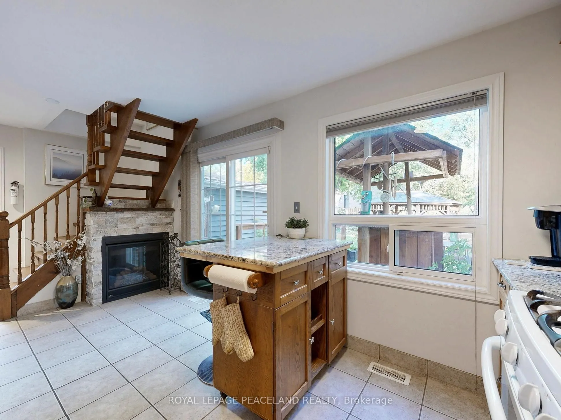 139 Scarboro Crescent