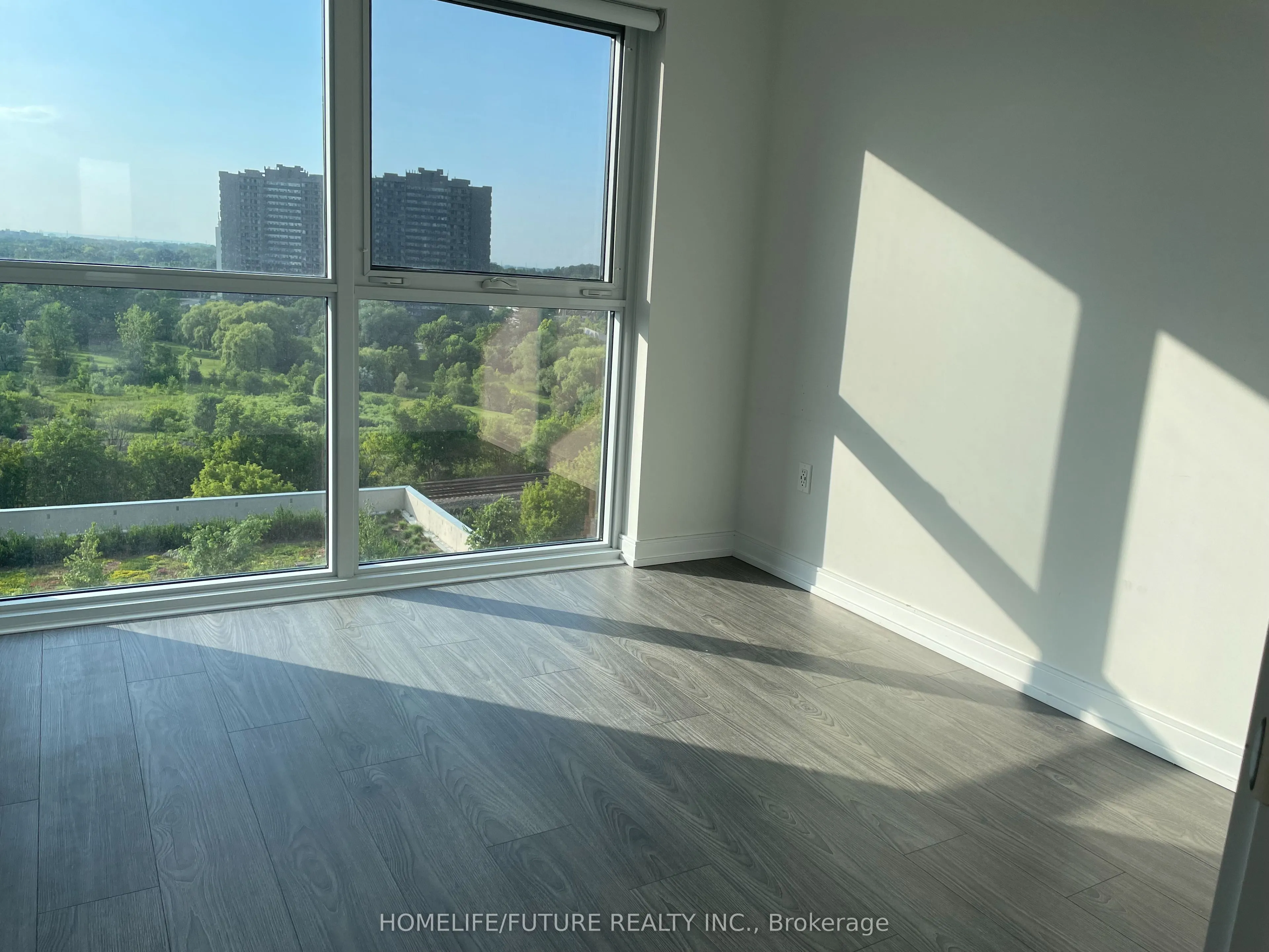 225 Village Green Square, #903