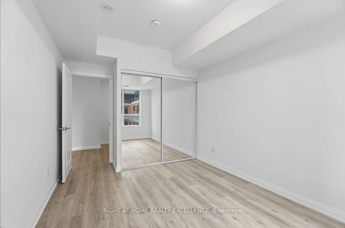 3260 SHEPPARD Avenue E, #804