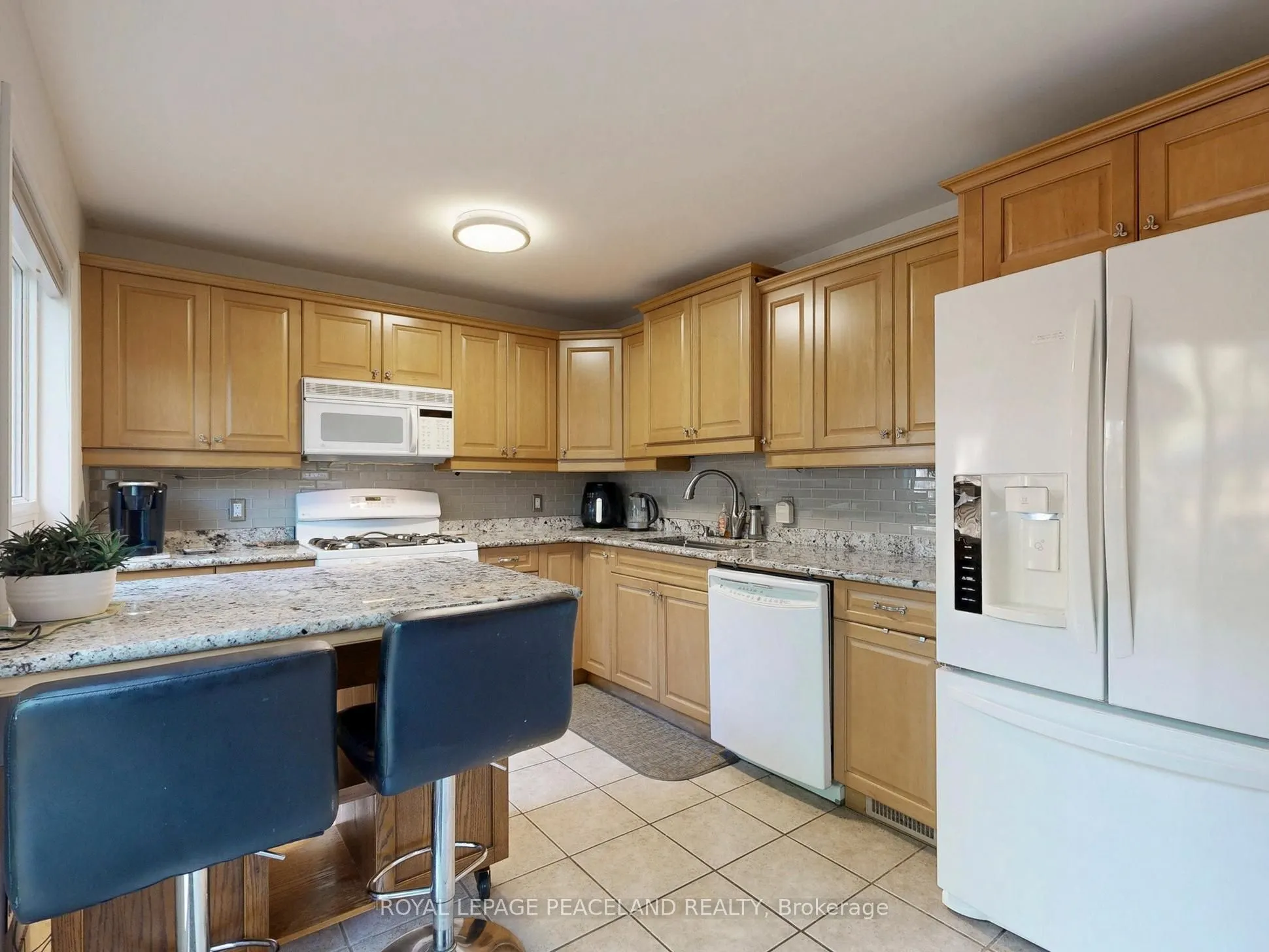 139 Scarboro Crescent