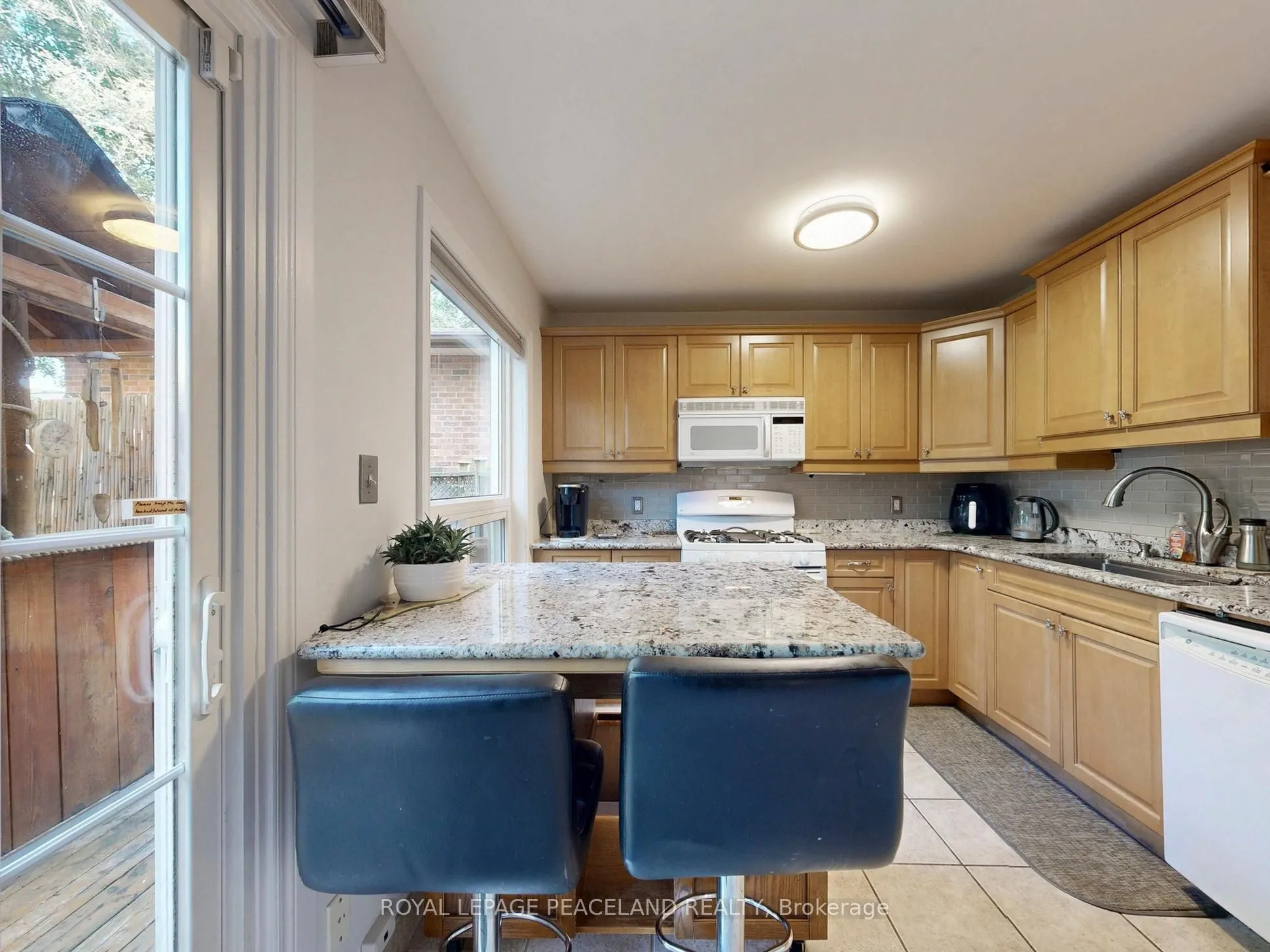 139 Scarboro Crescent