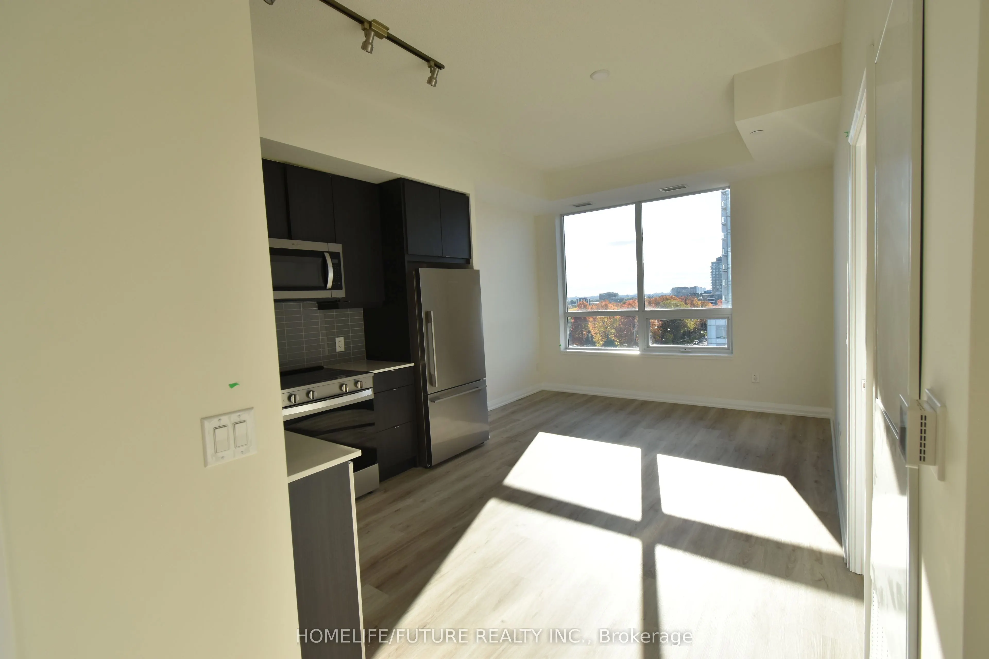3260 Sheppard Avenue E, #1010