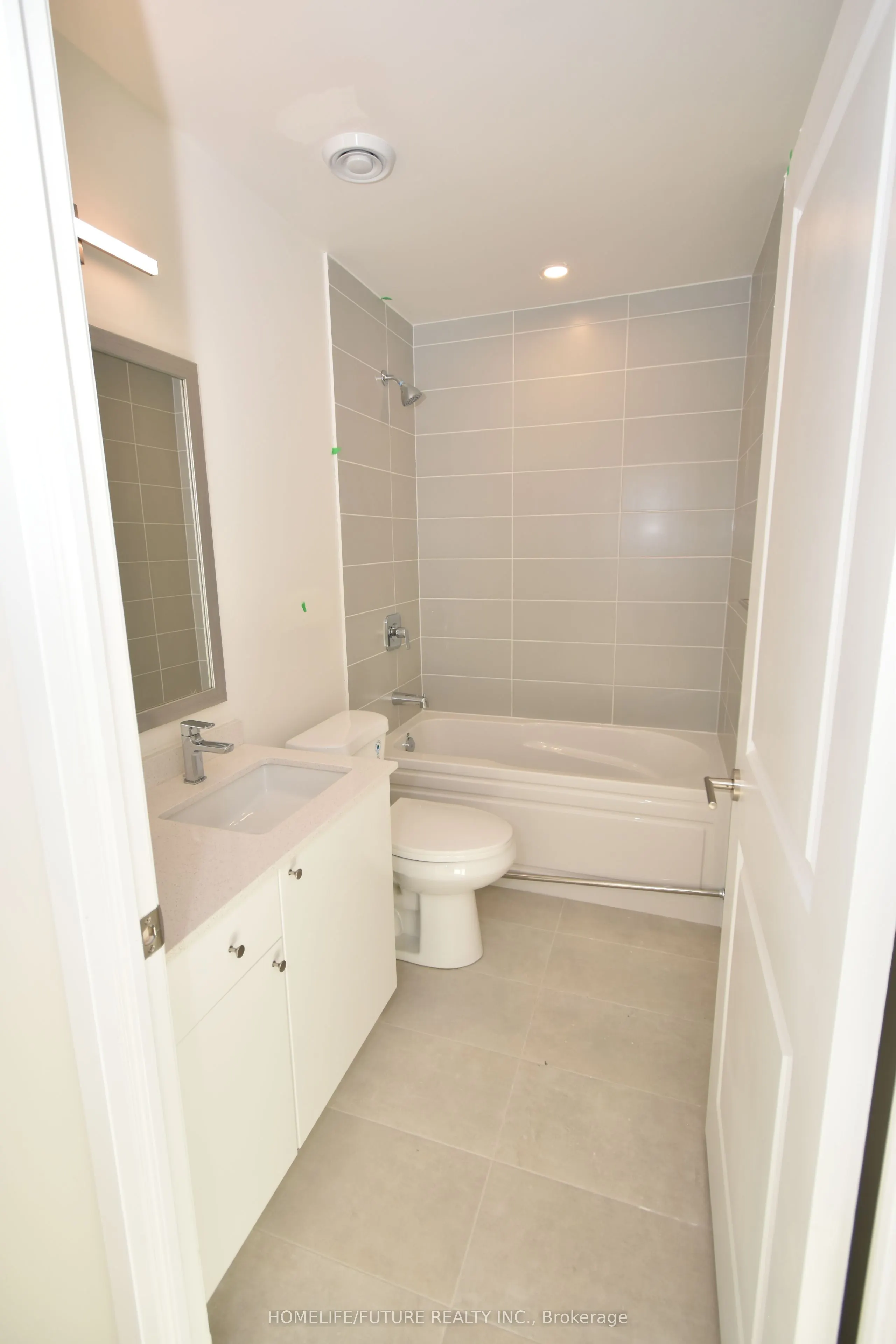 3260 Sheppard Avenue E, #1010