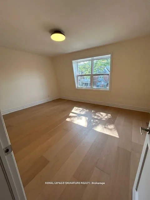 163 Hampton Avenue, #Upper