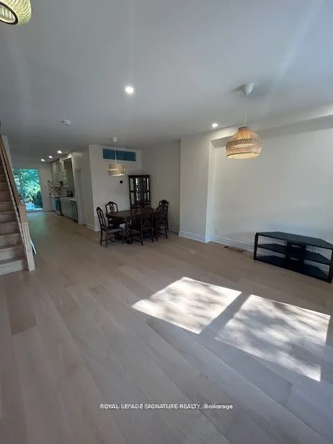 163 Hampton Avenue, #Upper