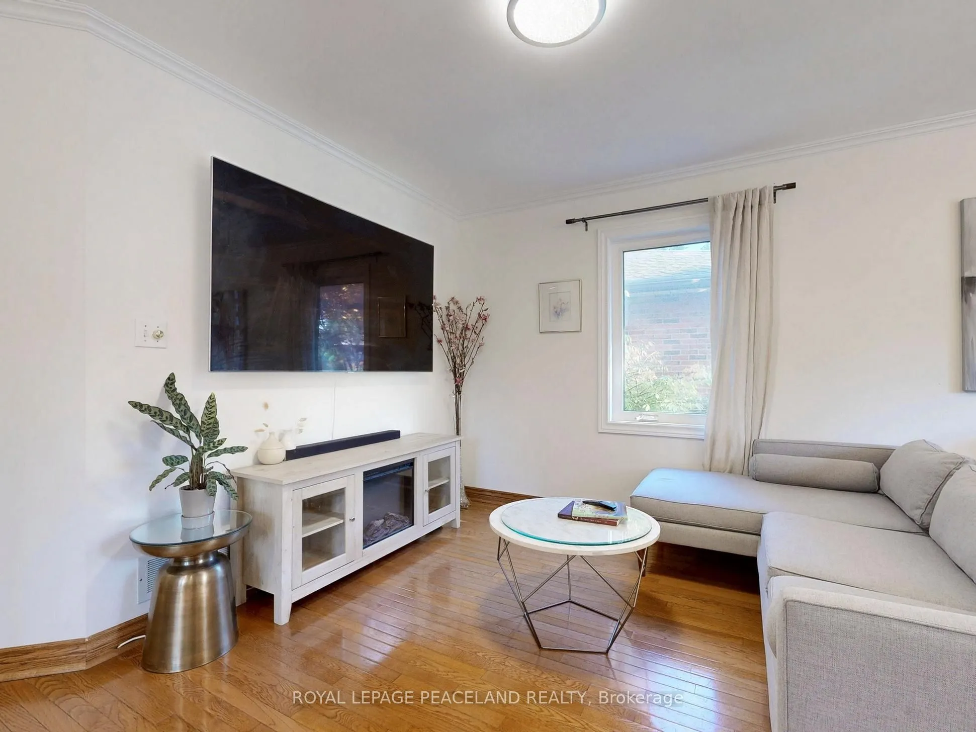 139 Scarboro Crescent