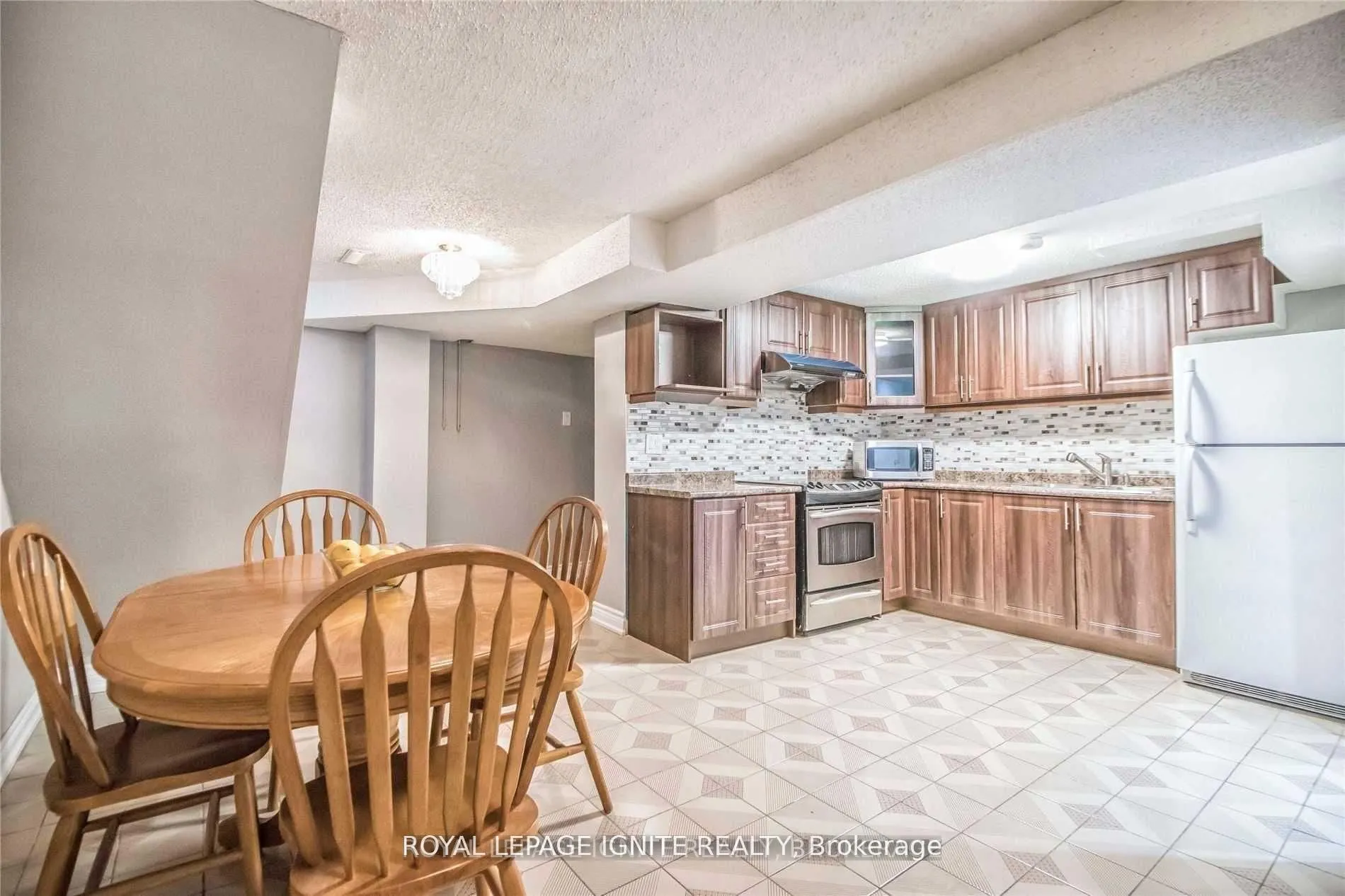 11 Carisbrooke Square, #Bsmt