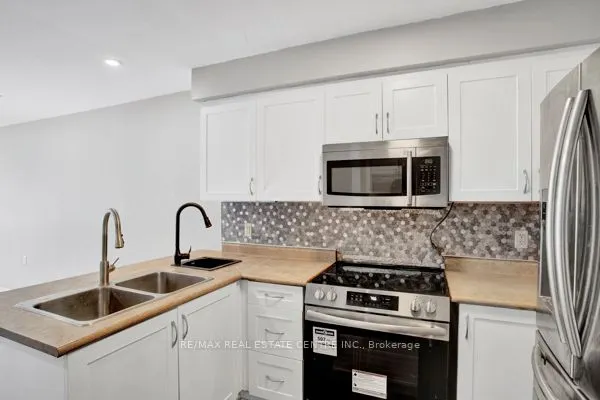 58 Avenue Street, #Lower Level