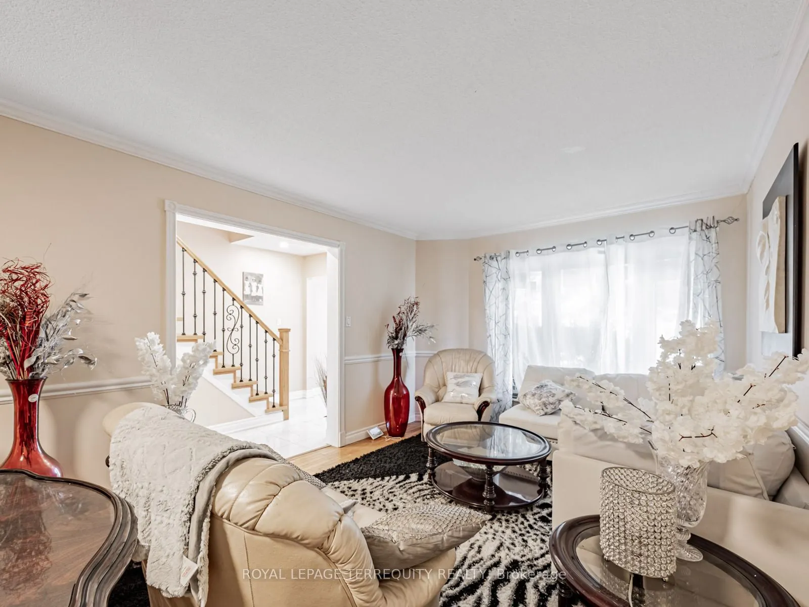 63 Rotherglen Road S