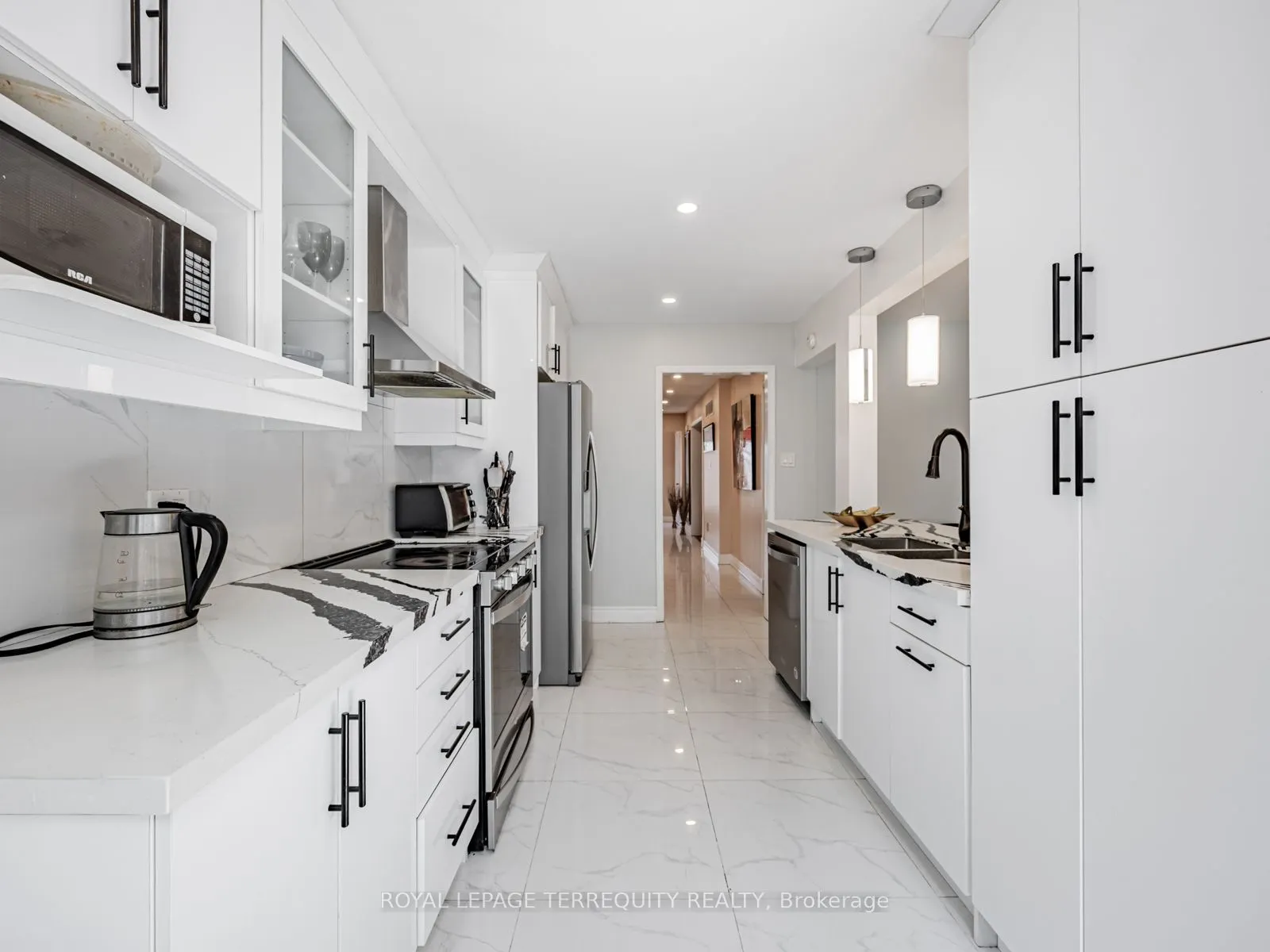 63 Rotherglen Road S