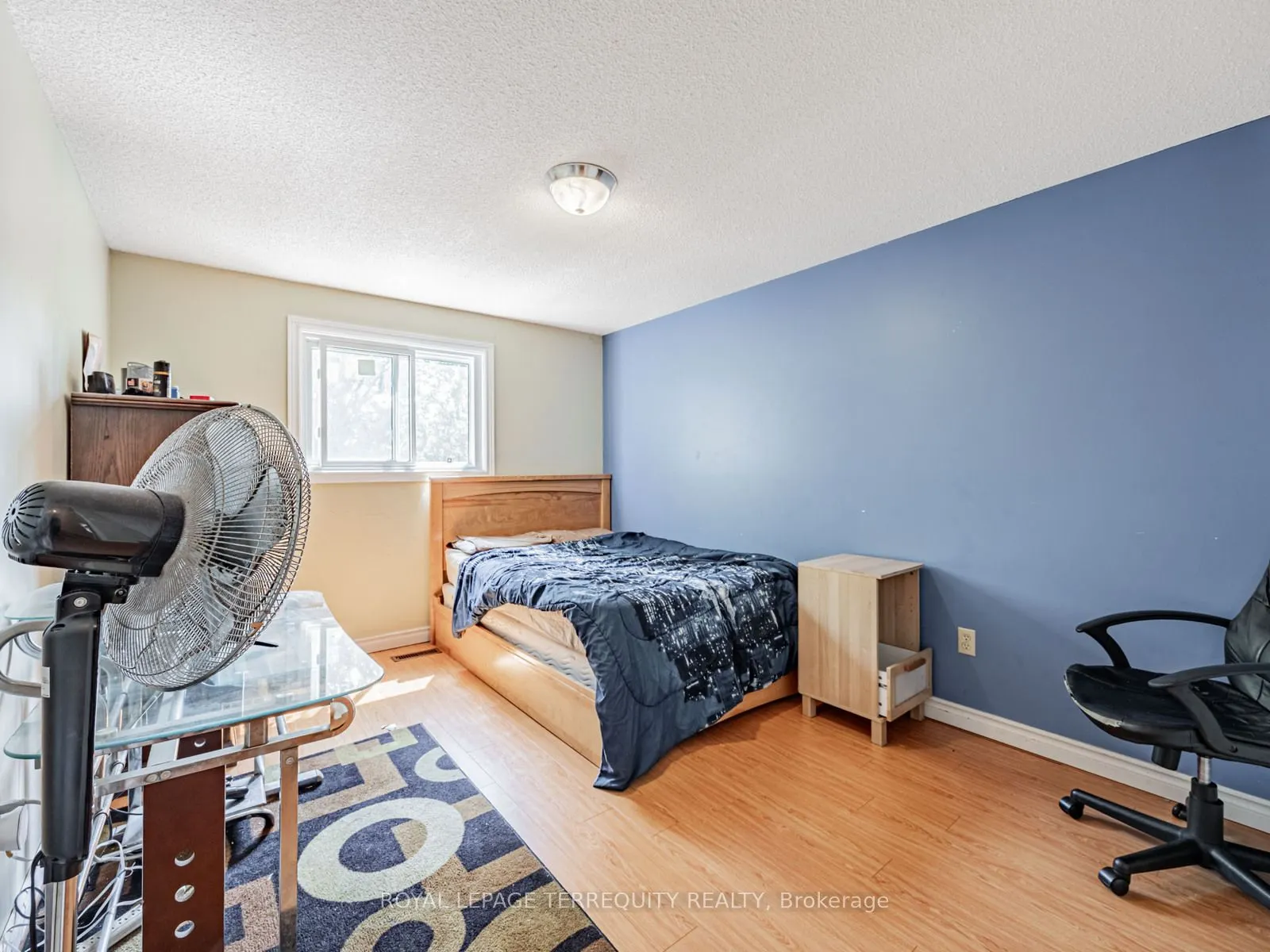 63 Rotherglen Road S