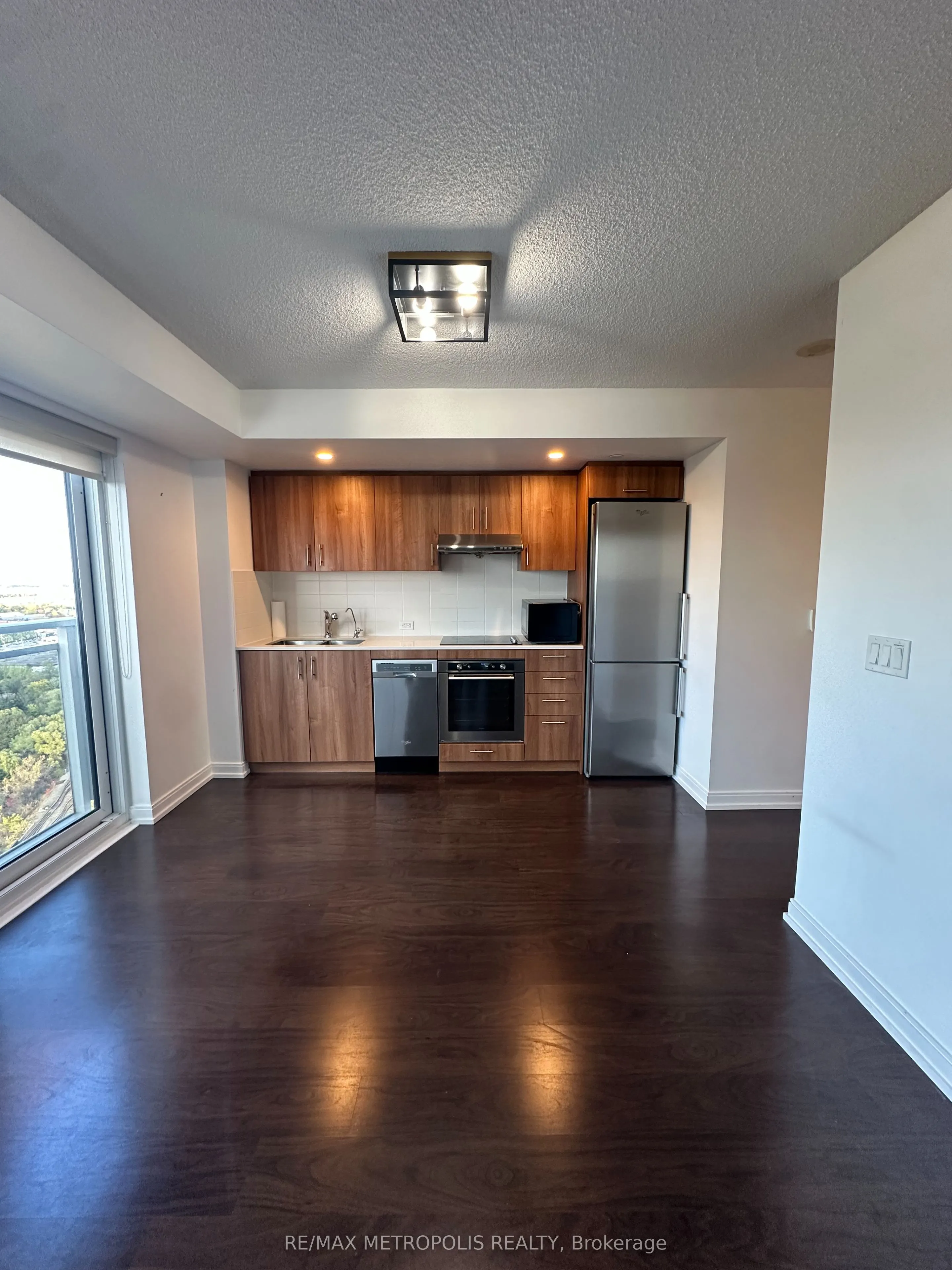 255 Village Green Square, #2808