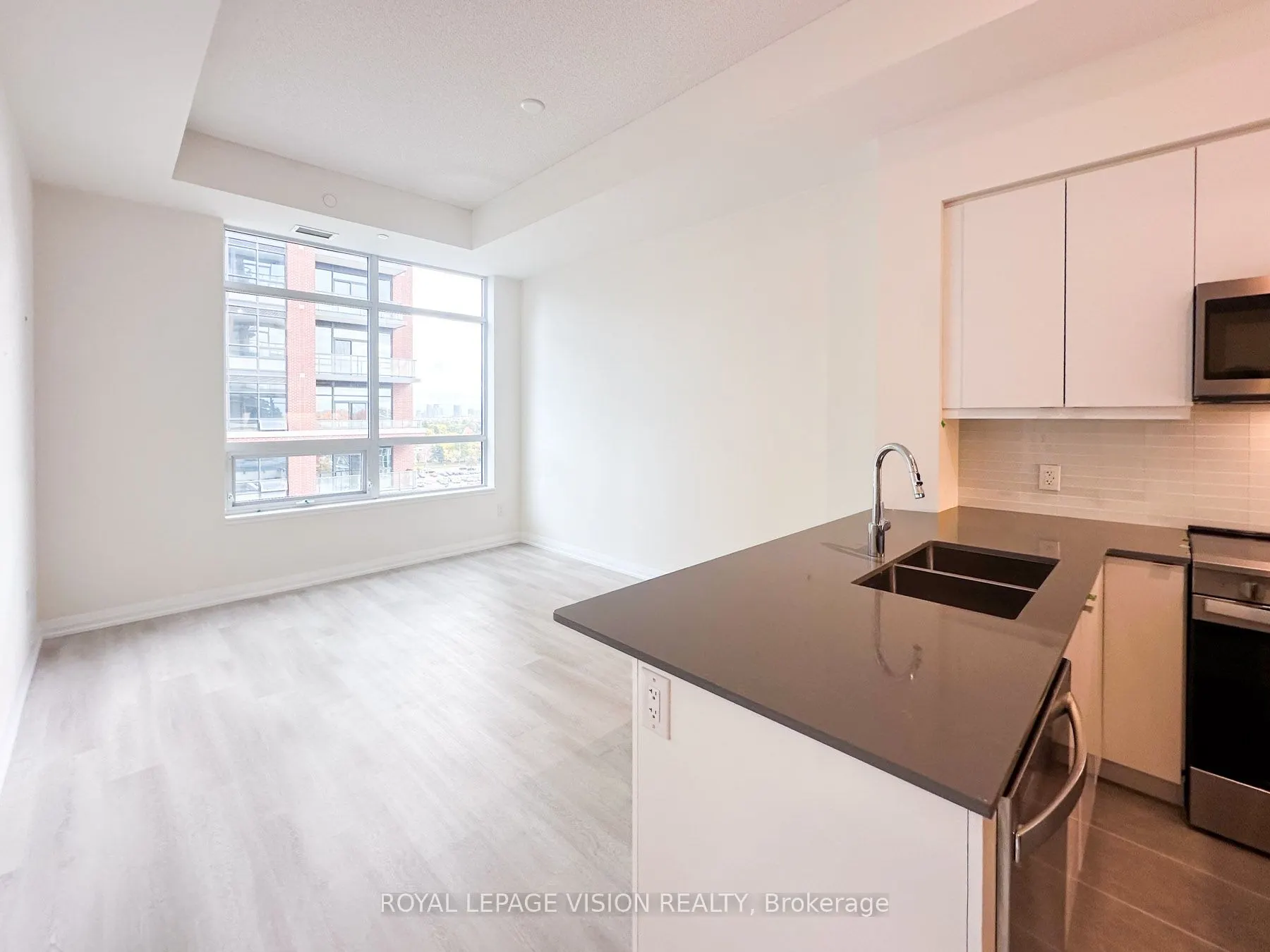 3260 Sheppard Avenue E, #909