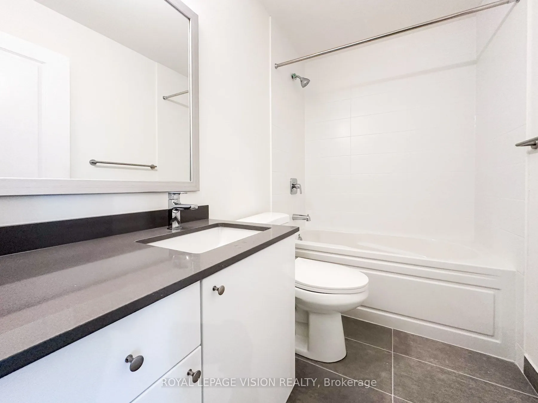 3260 Sheppard Avenue E, #909
