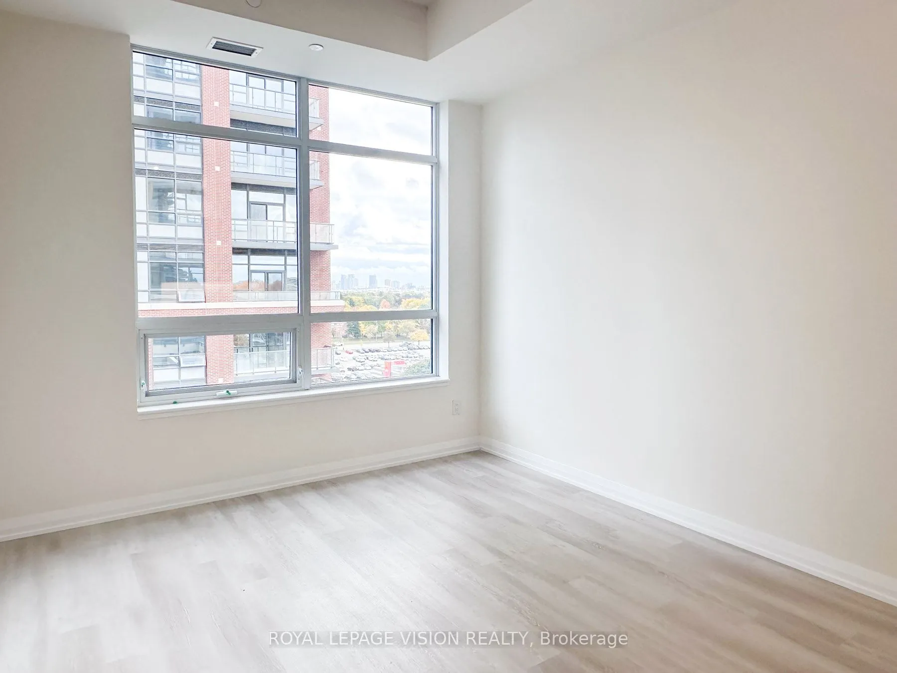 3260 Sheppard Avenue E, #909